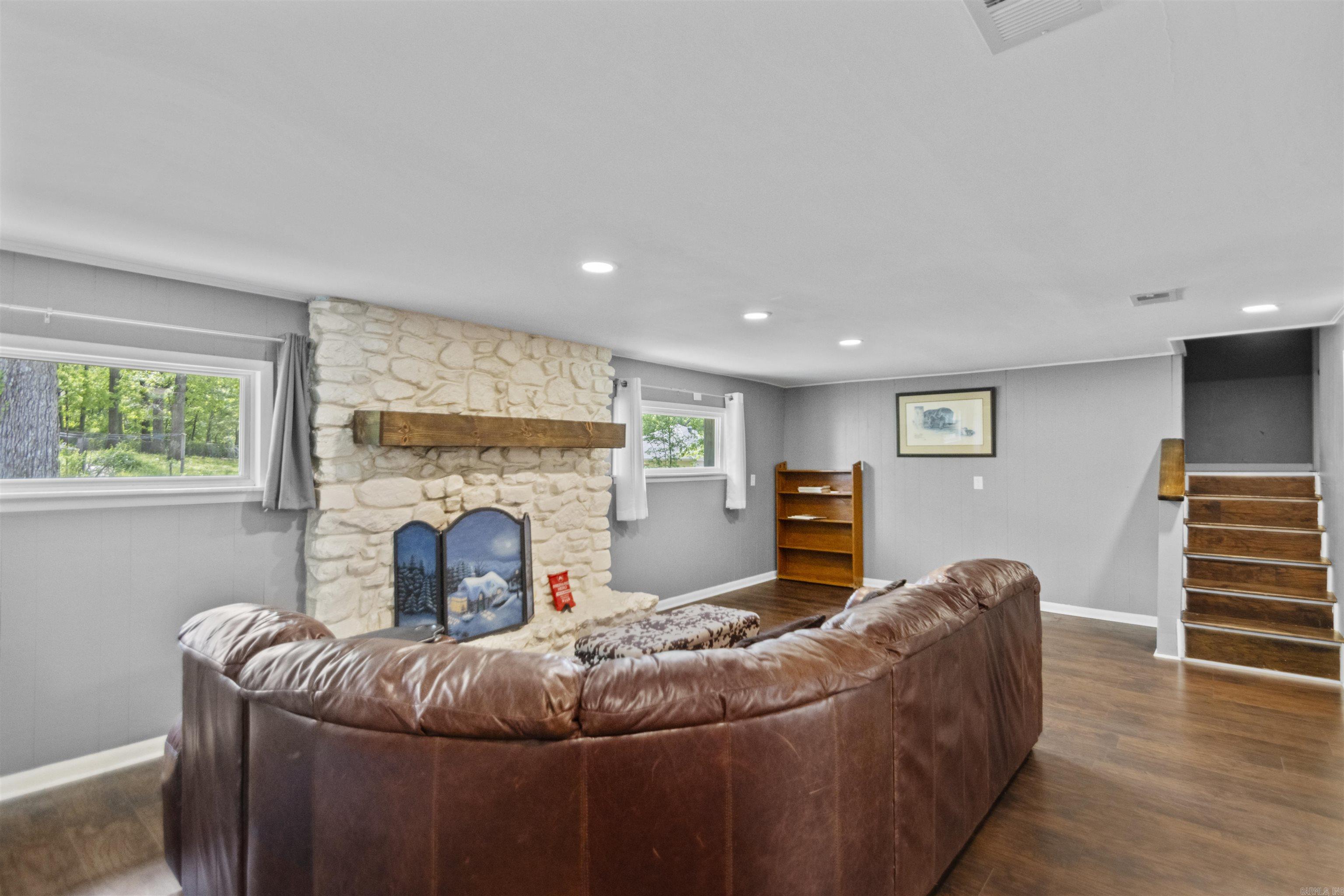 HICKS INTERURBAN - Residential