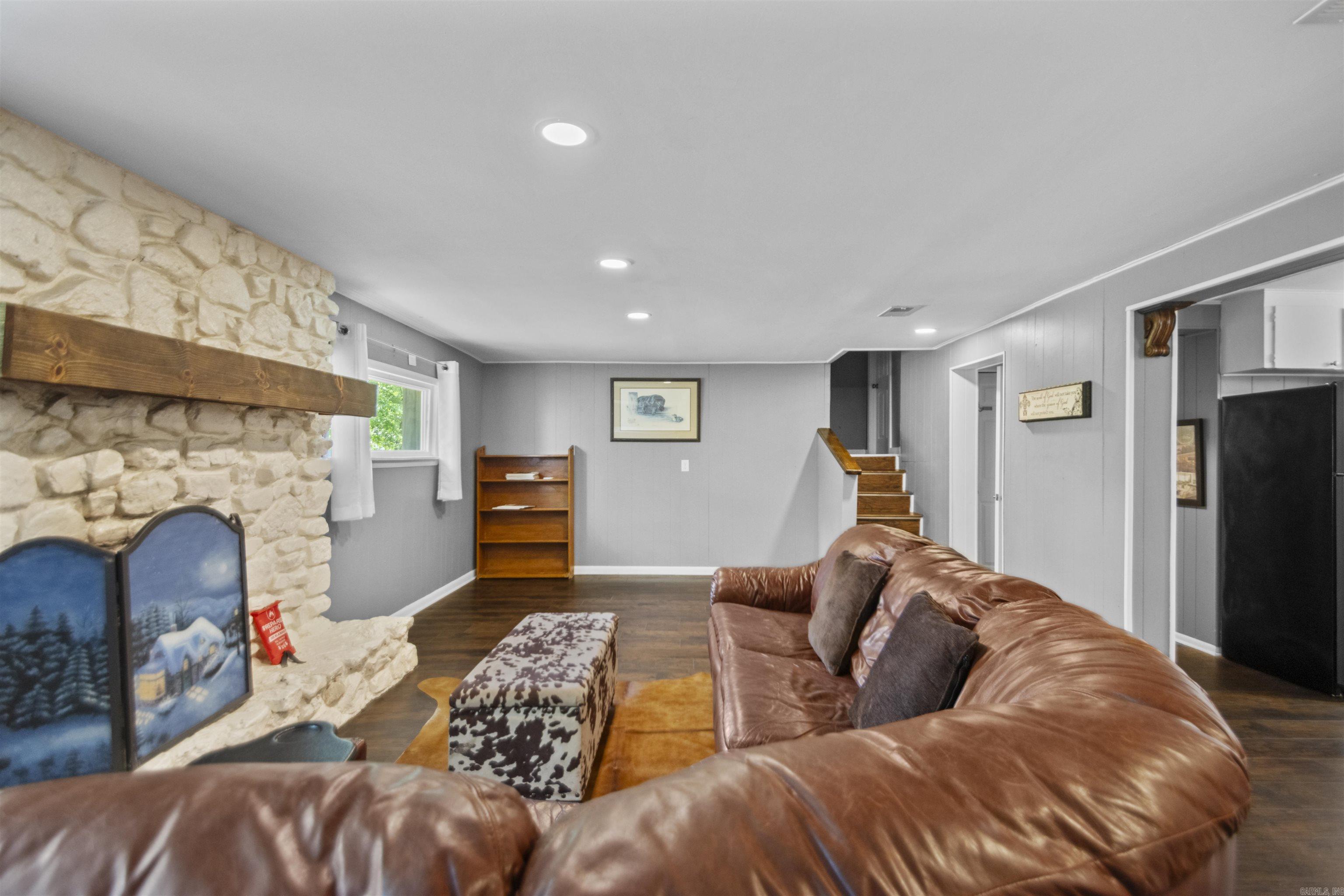 HICKS INTERURBAN - Residential