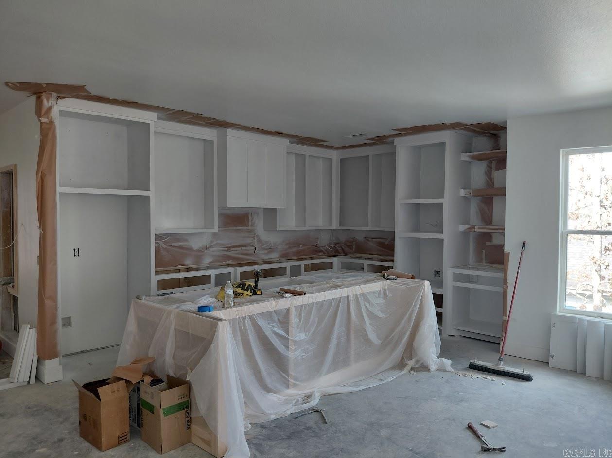 BALTANAS - Residential