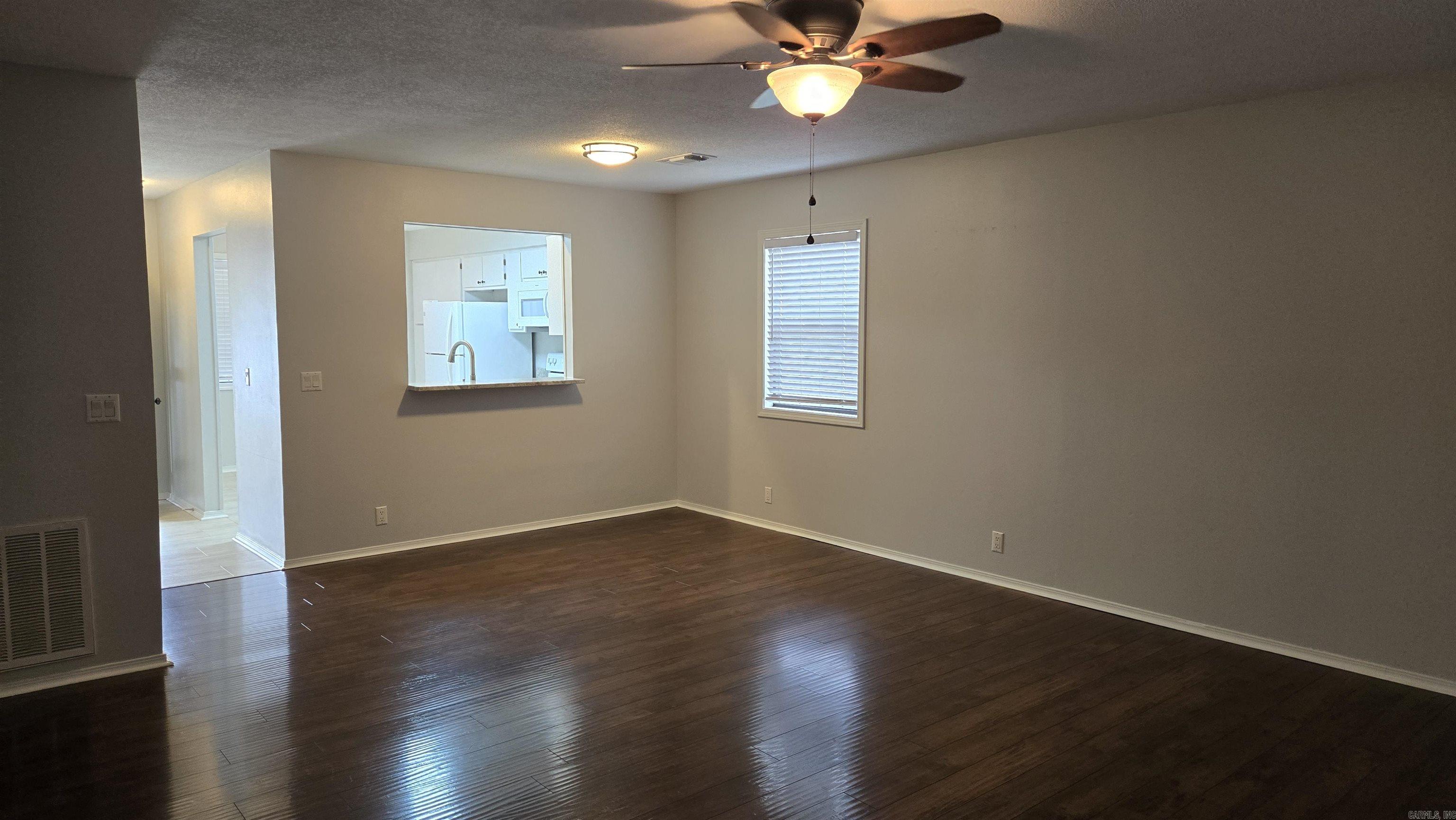 Lacoruna - Residential