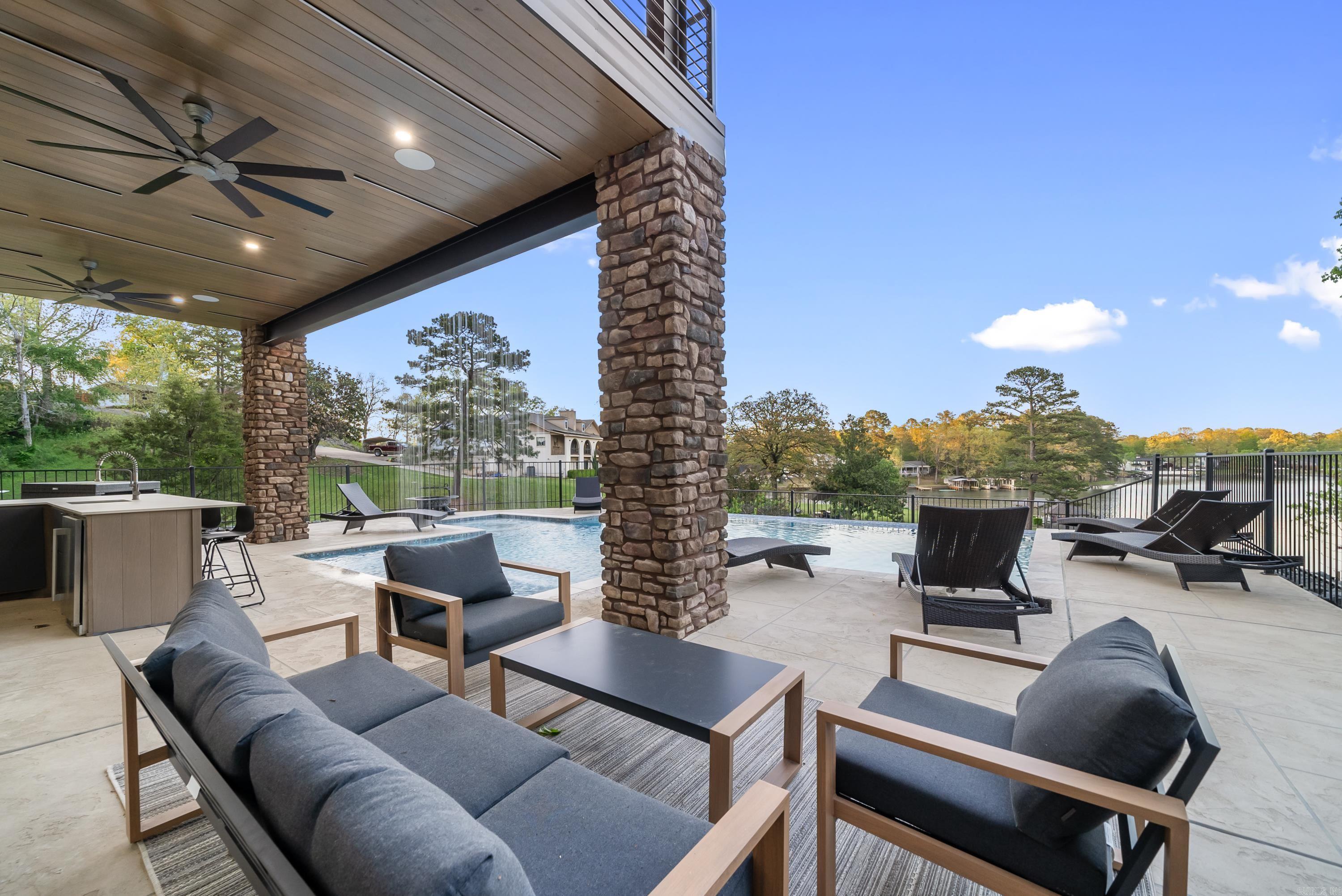 Lake View - Residential