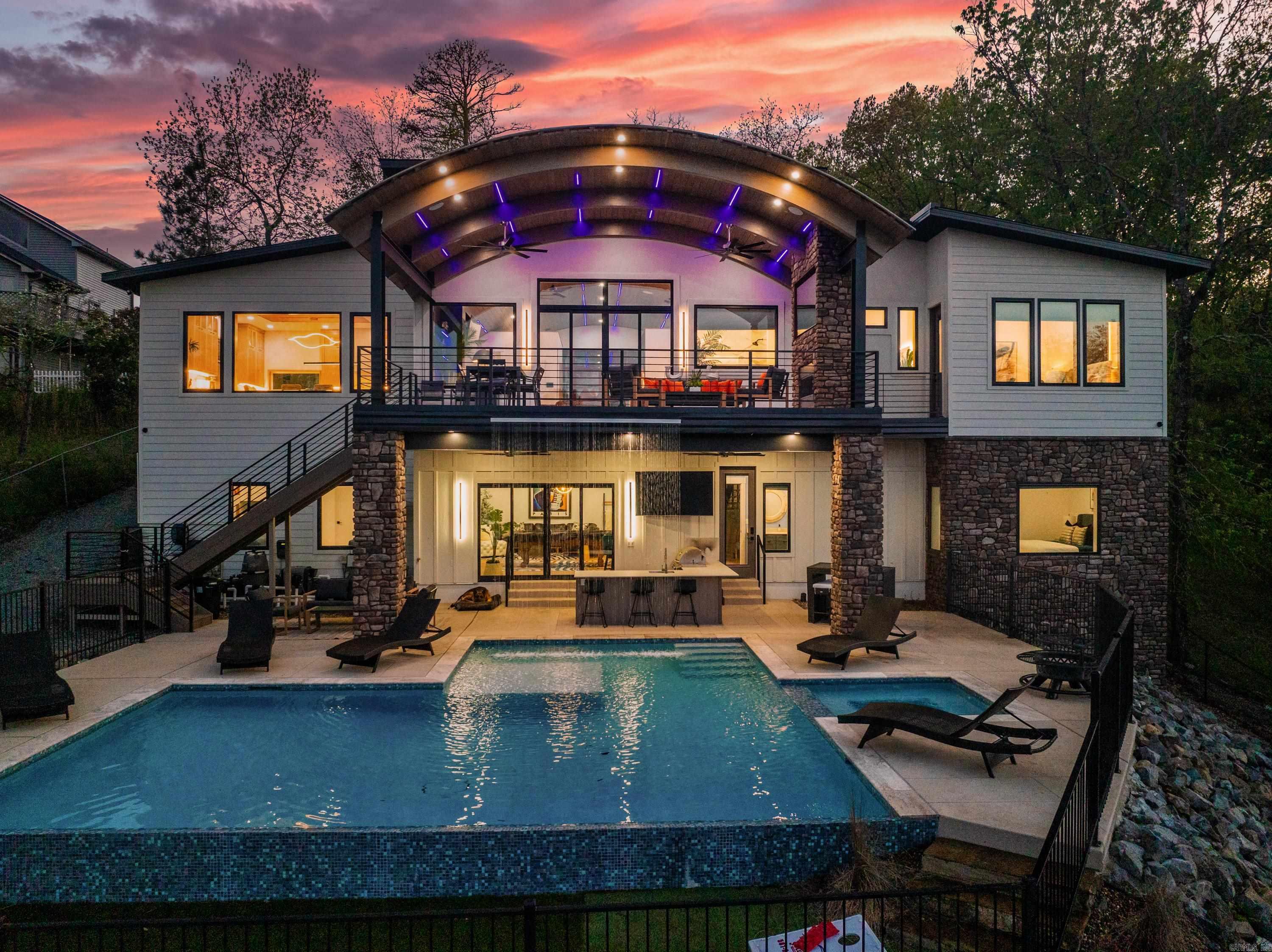 Lake View - Residential