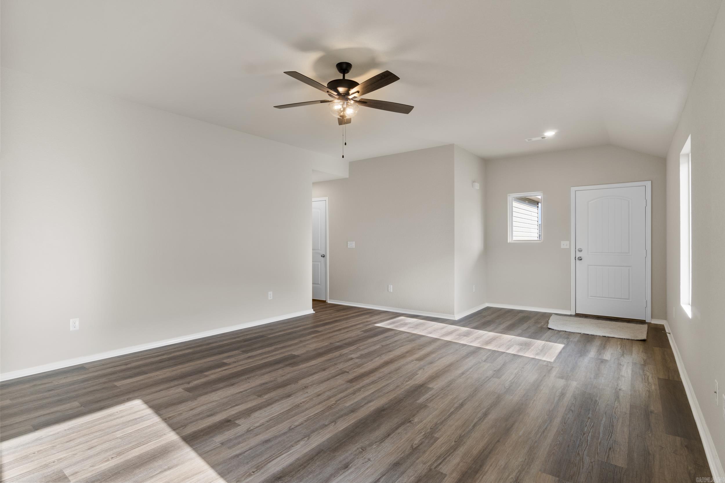 COUNTRY CLUB OF ARK THE - Residential