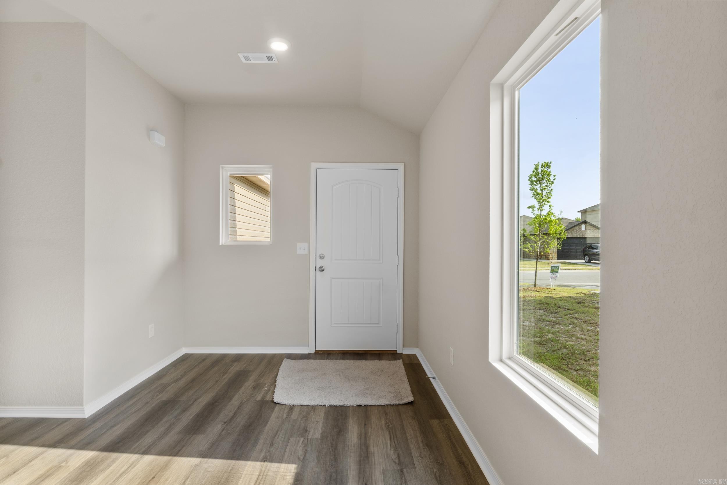 COUNTRY CLUB OF ARK THE - Residential