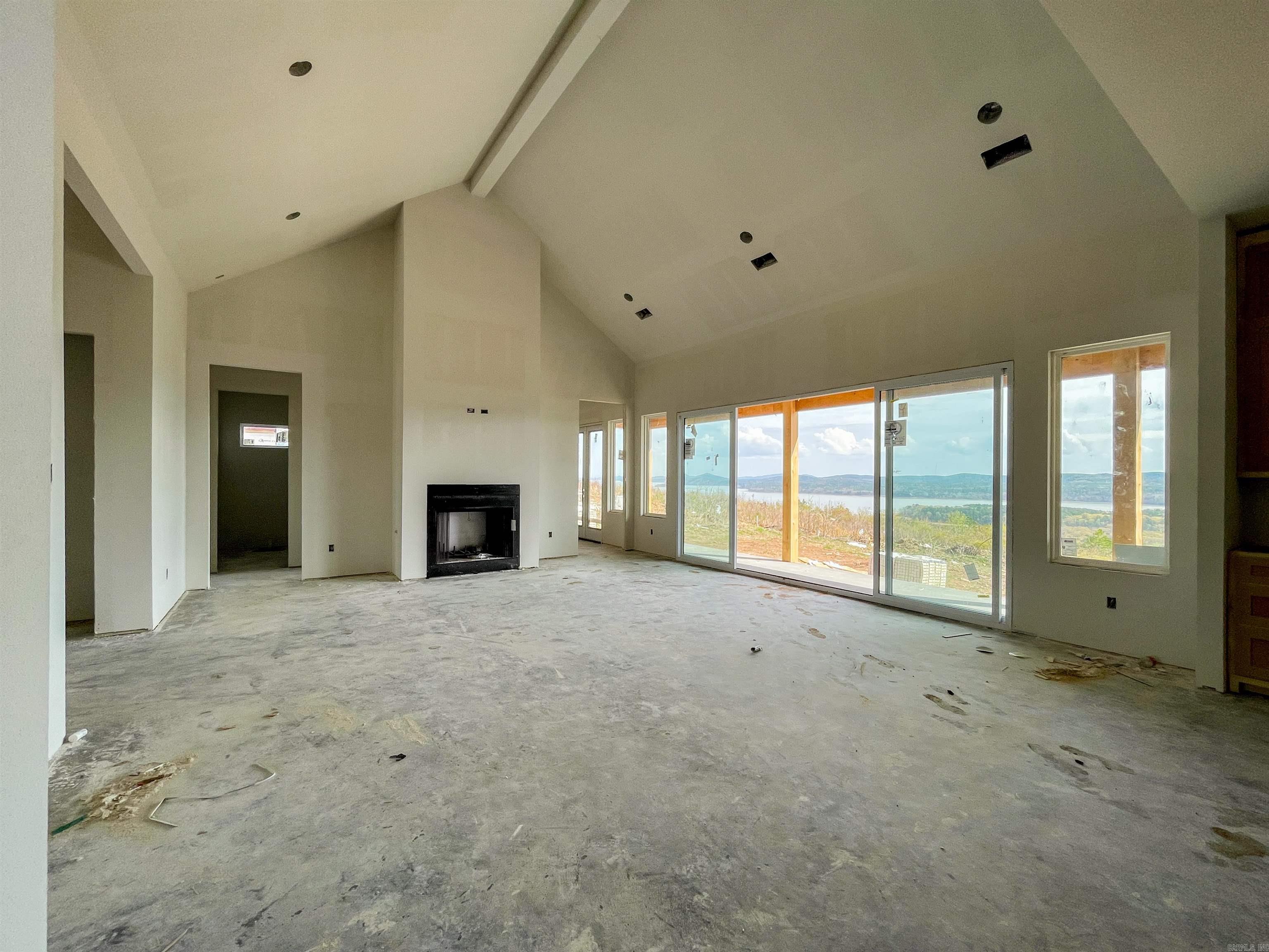 LAKEVIEW WEST - Residential