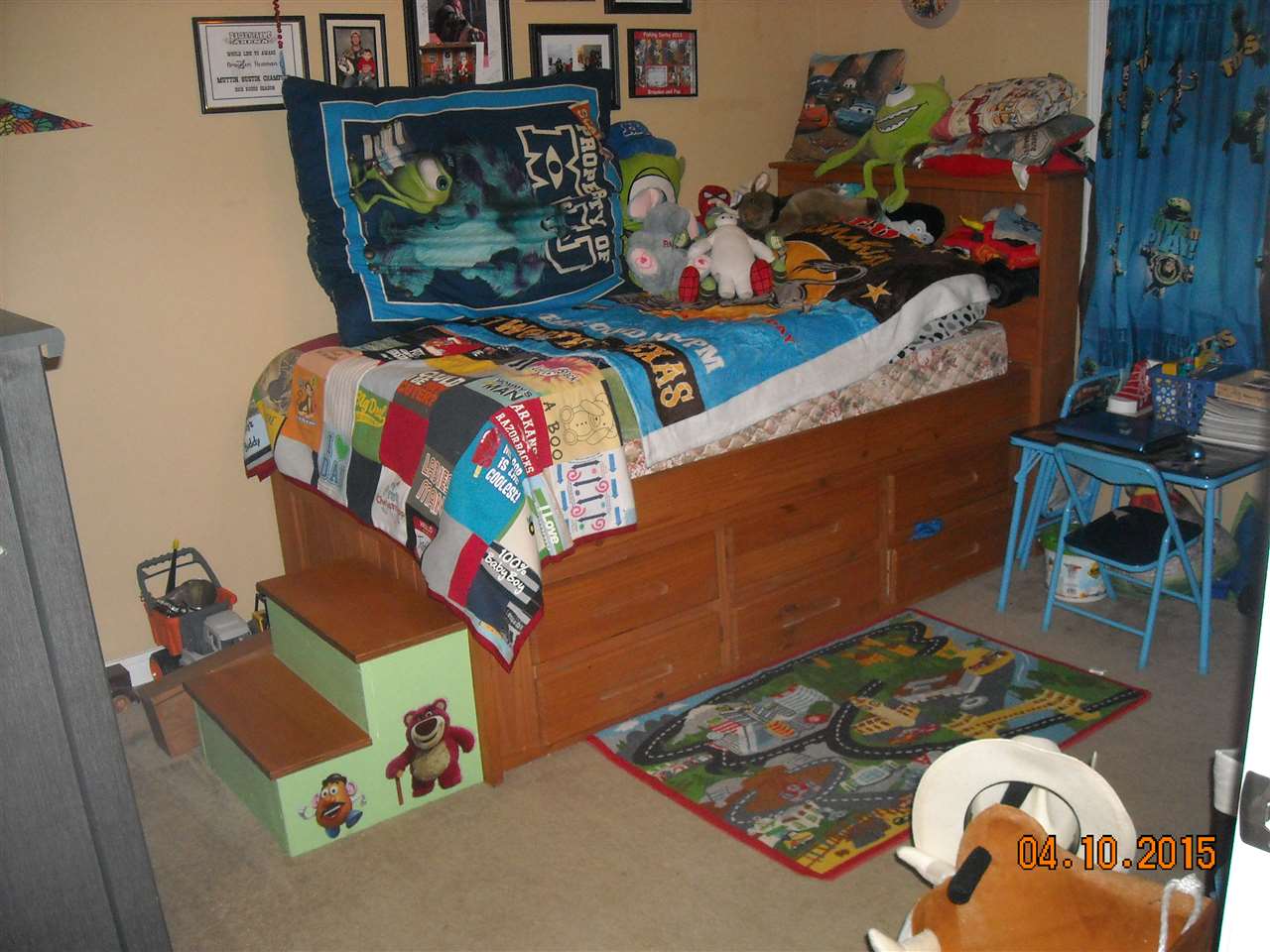 Main image without alt text