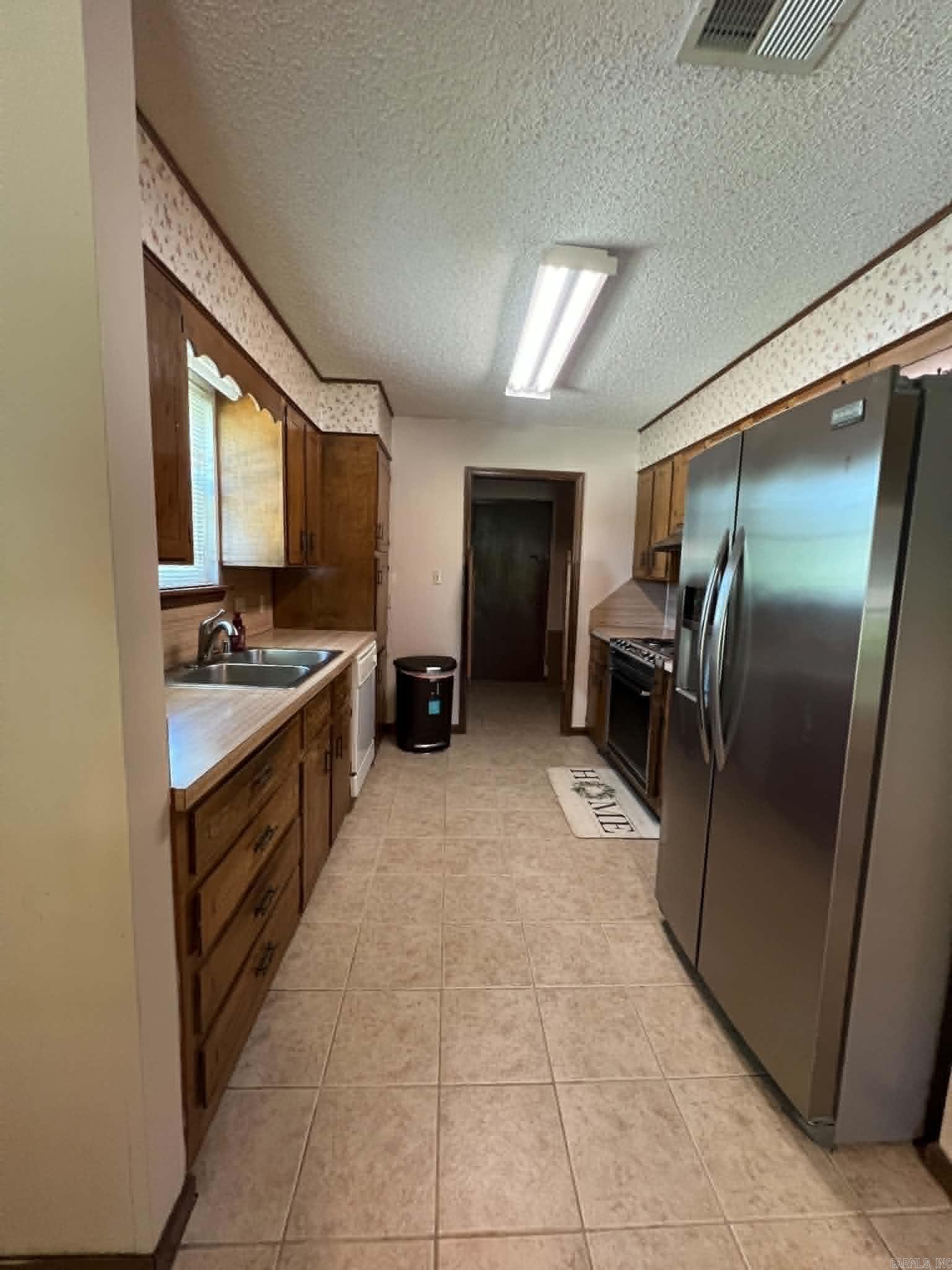 TWIN OAKS - Residential