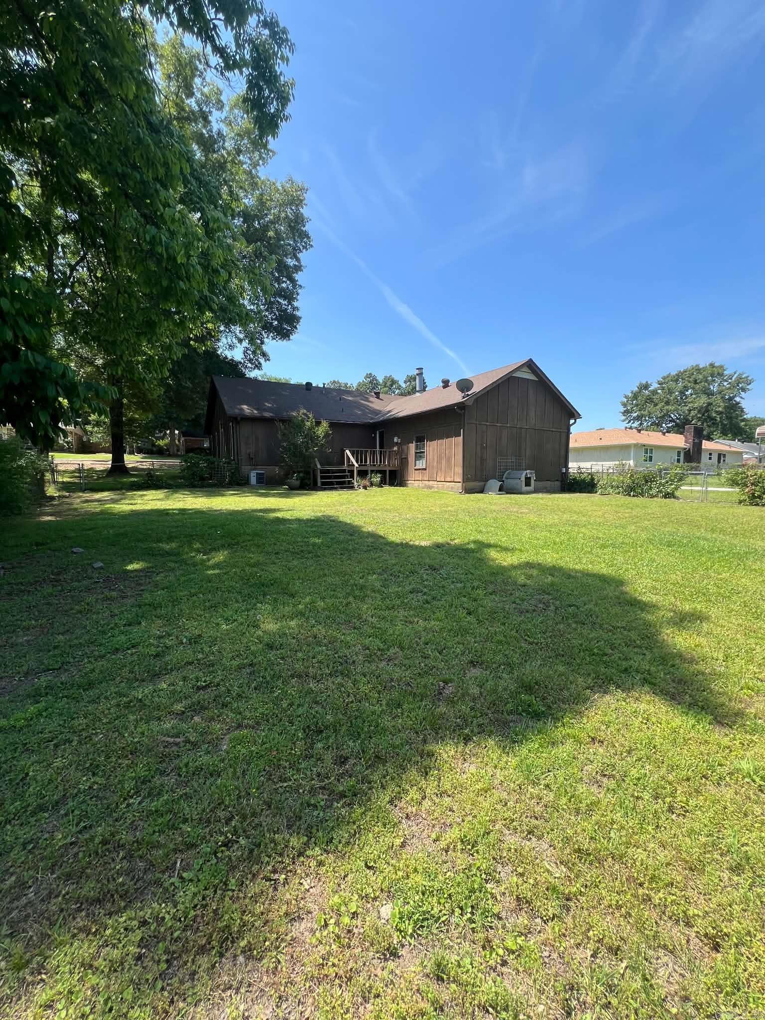 TWIN OAKS - Residential