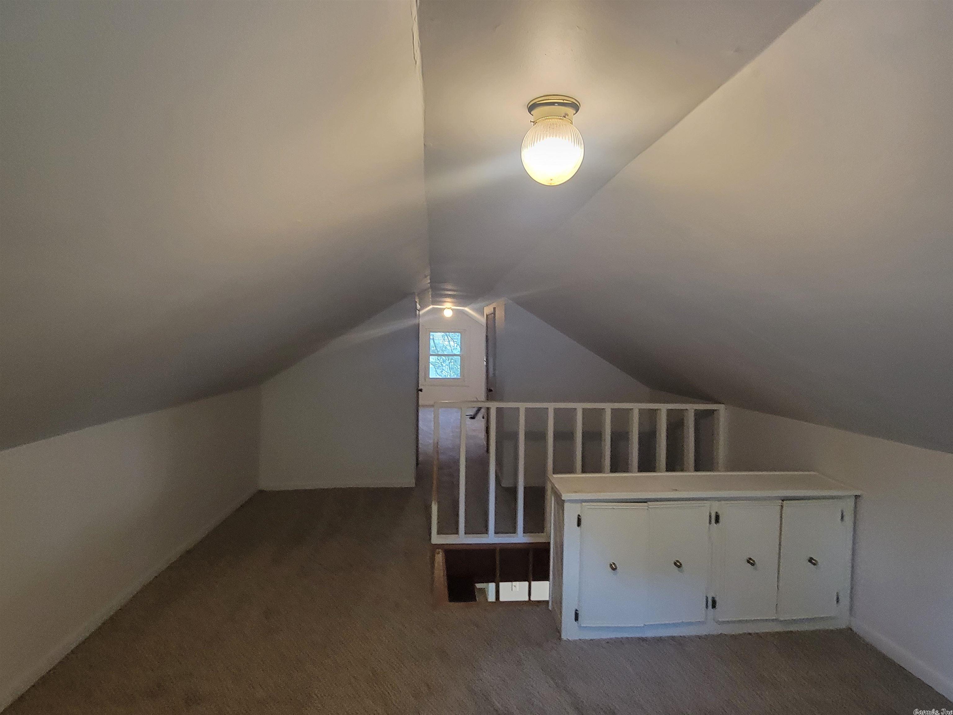 OAK FOREST - Residential Lease