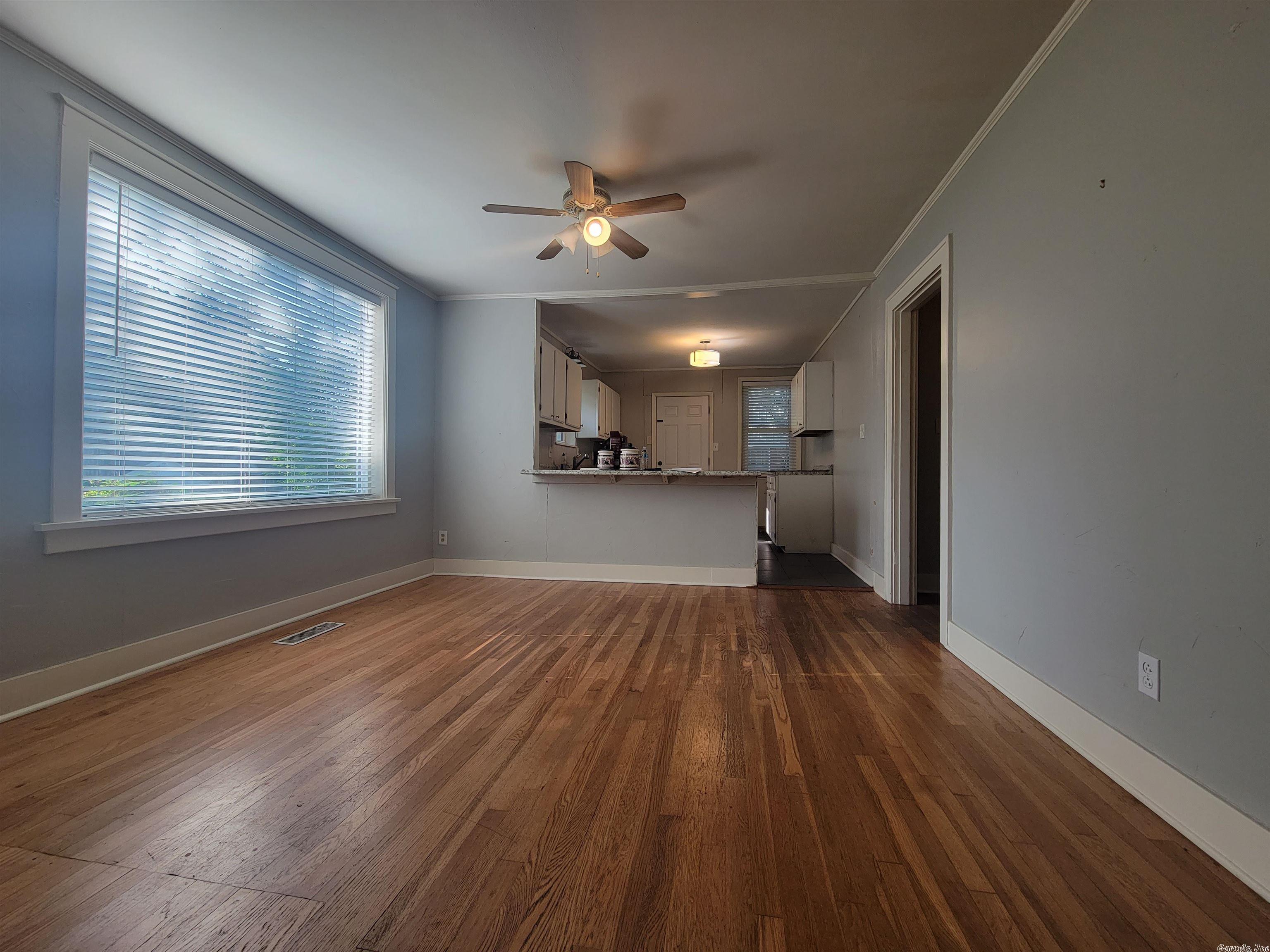 OAK FOREST - Residential Lease