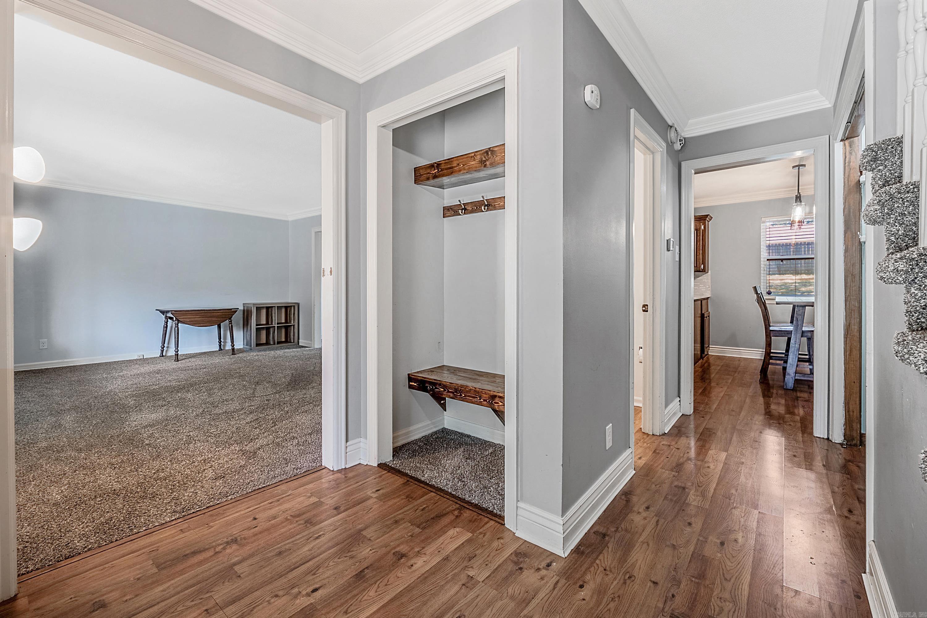 INDIAN HILLS - Residential