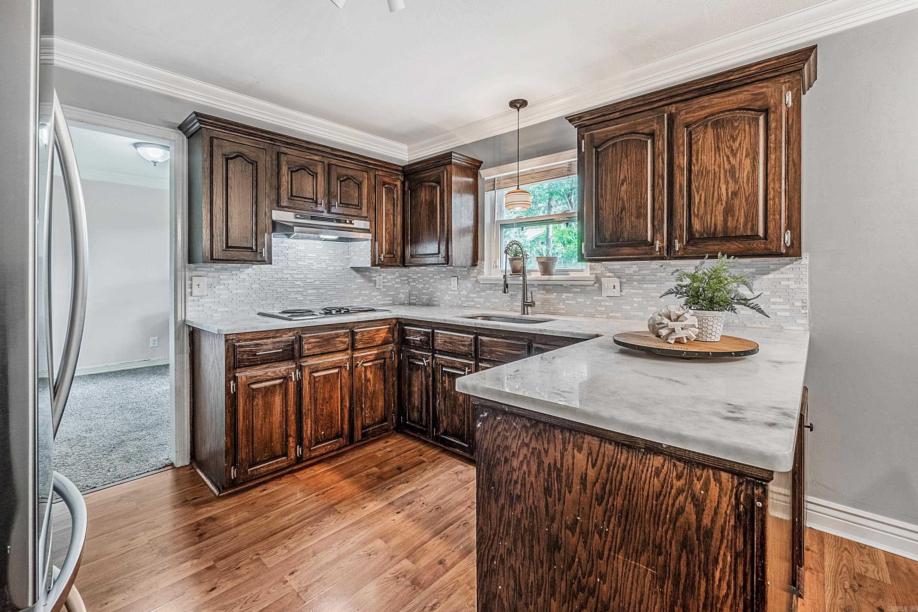 INDIAN HILLS - Residential