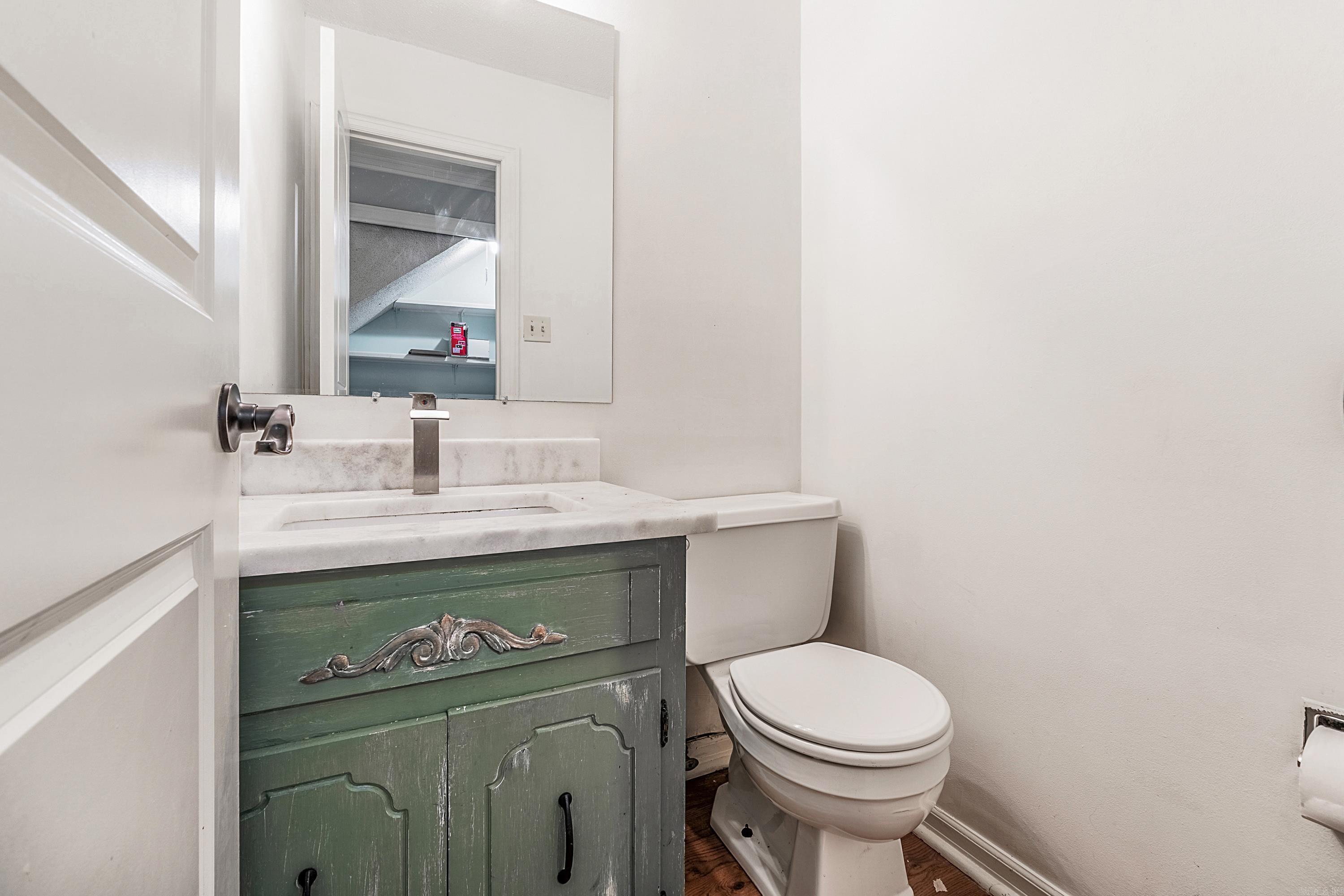 INDIAN HILLS - Residential