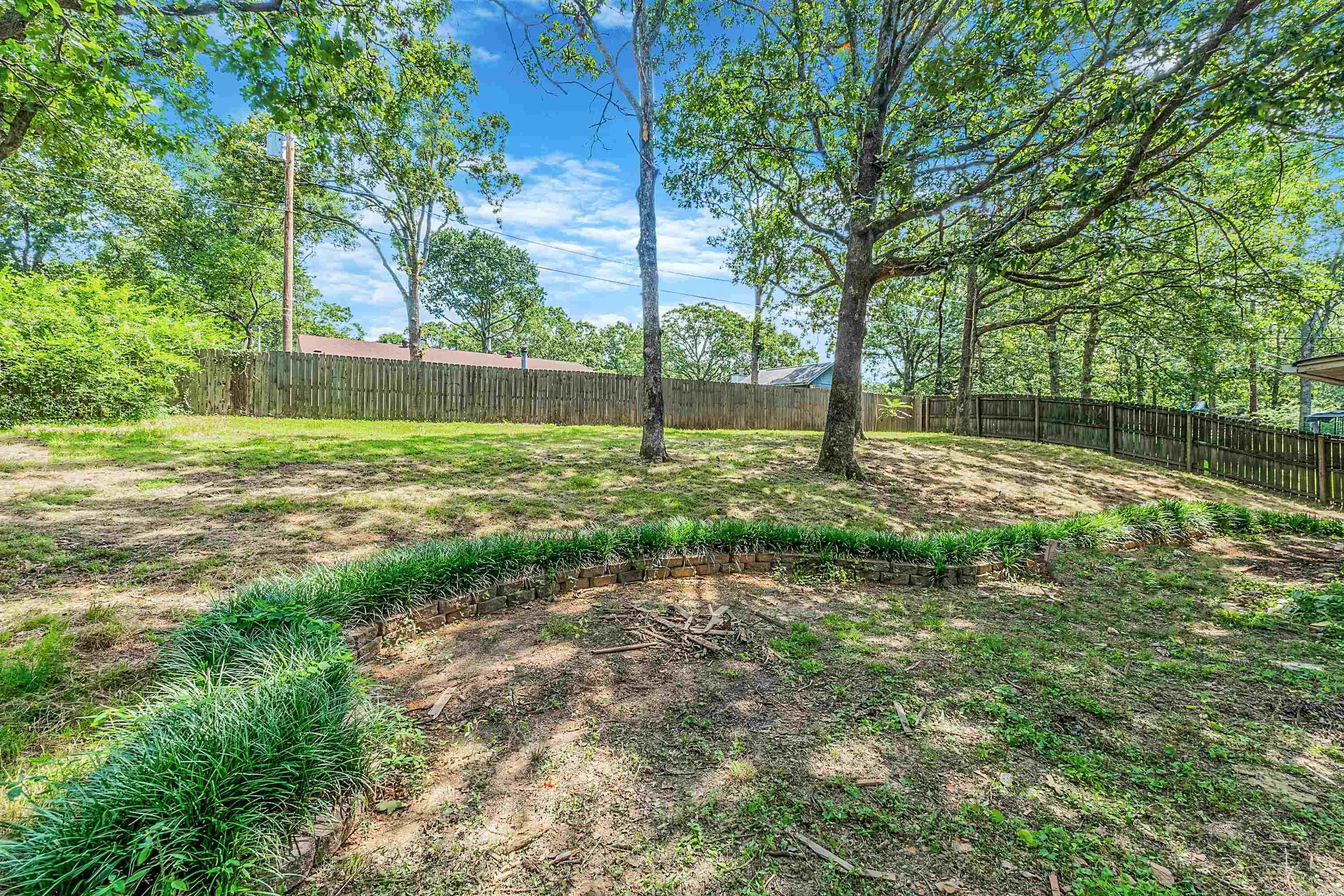 INDIAN HILLS - Residential