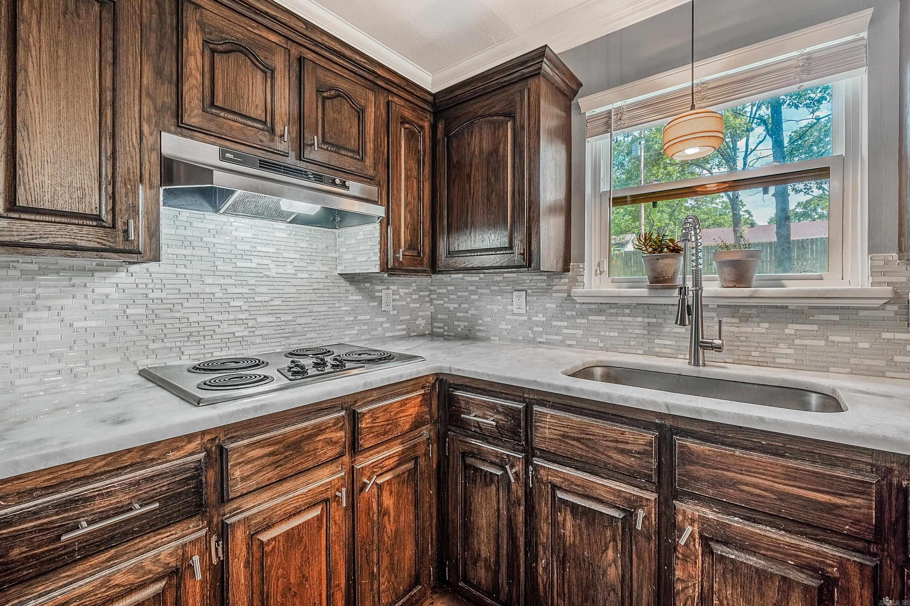 INDIAN HILLS - Residential