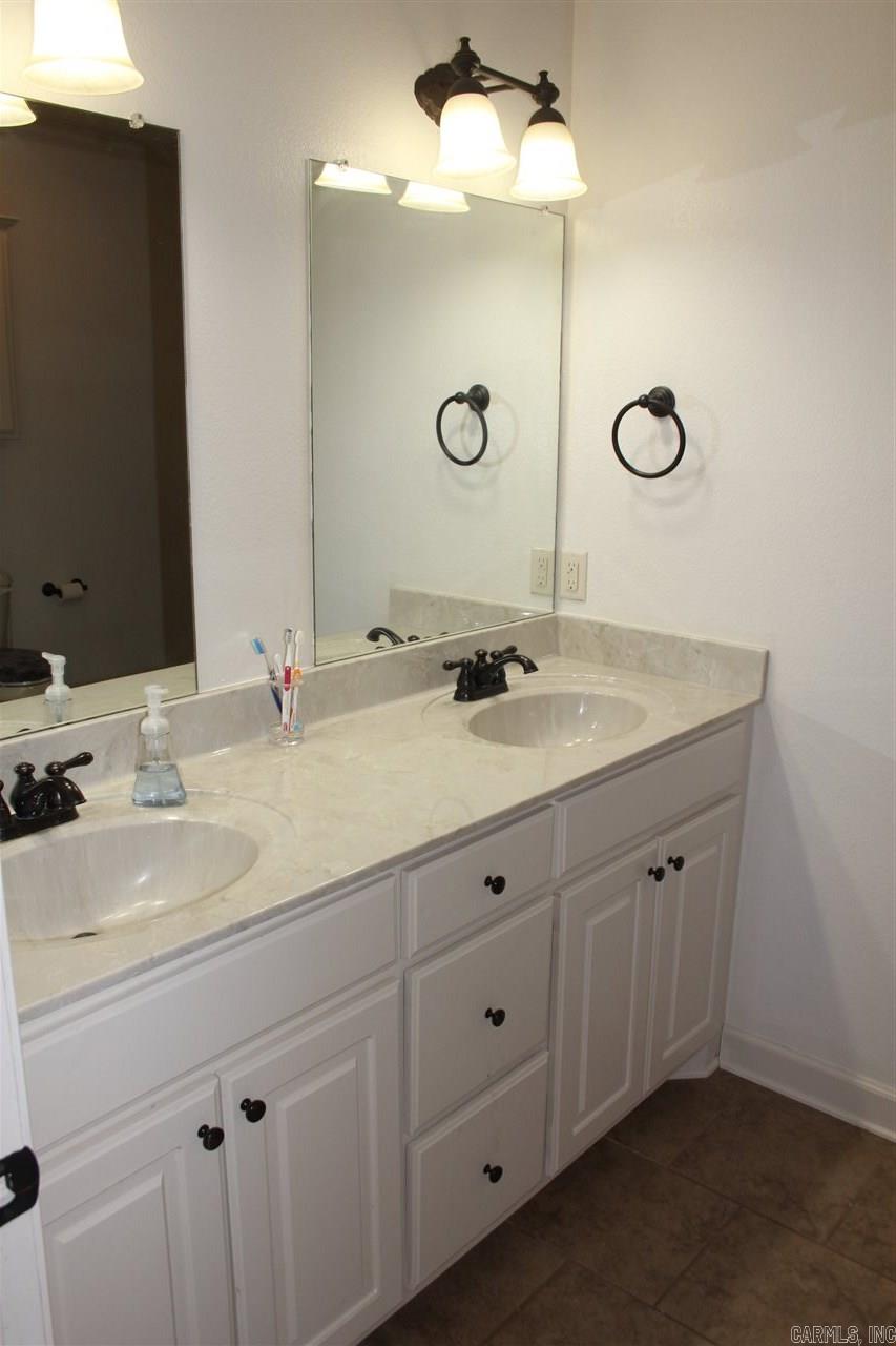 Magnolia Gardens - Residential Lease