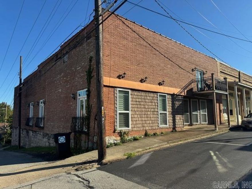 2 Unit Apartment Building in the Heart of the Historic Downtown District of Pocahontas! This property offers two 1500sqft, 2-bedroom, 2 bath apartments and is conveniently located just off the Historic Pocahontas Court Square. These units were completely renovated in 2013 and offer upscale living conveniently located walking distance to shop and restaurants and just a short drive to everything else Pocahontas has to offer. Whether you're looking for investment property or converting to a simpler way of life, this property has everything you need Interior pictures coming soon