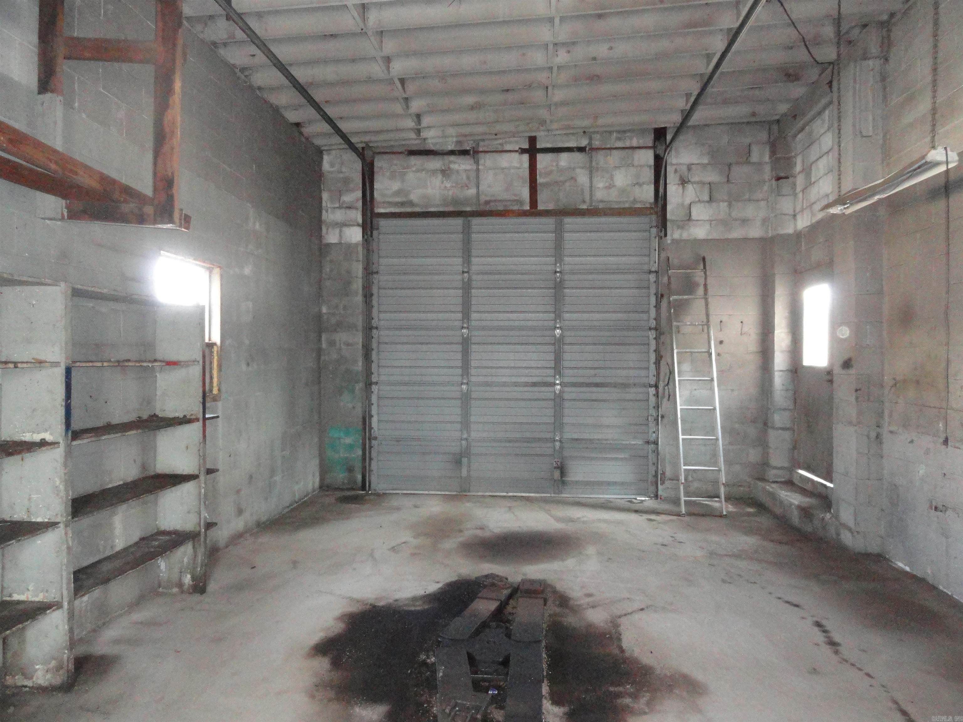 Metes & Bounds - Commercial Sale