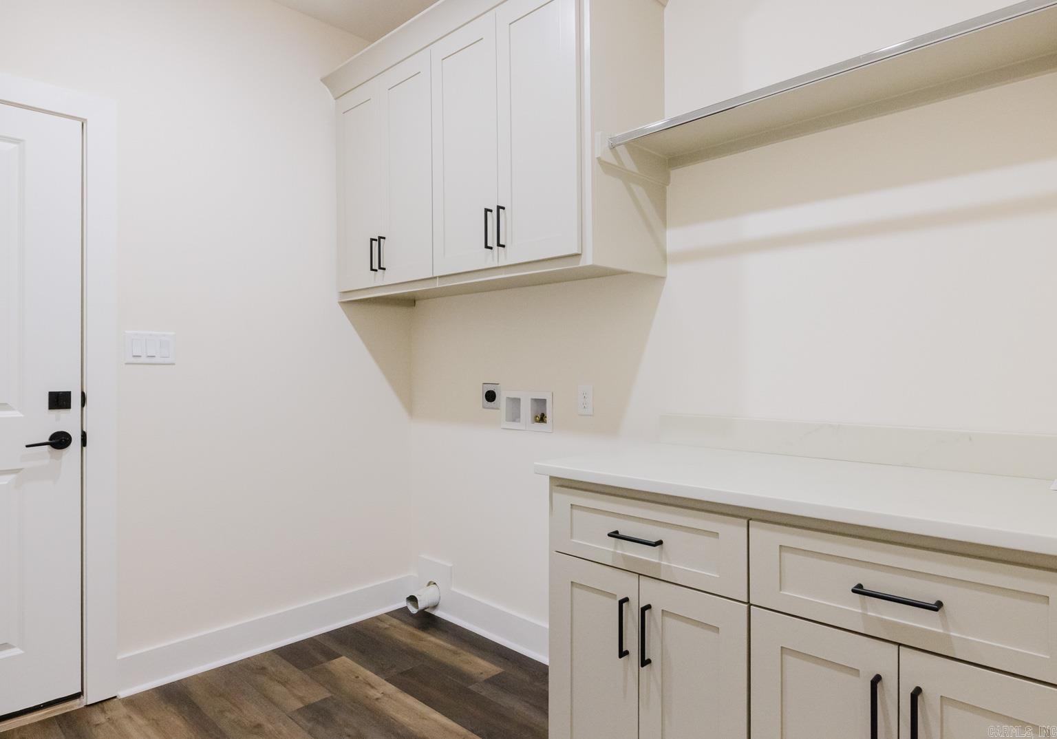 MIDTOWN BRYANT - Residential