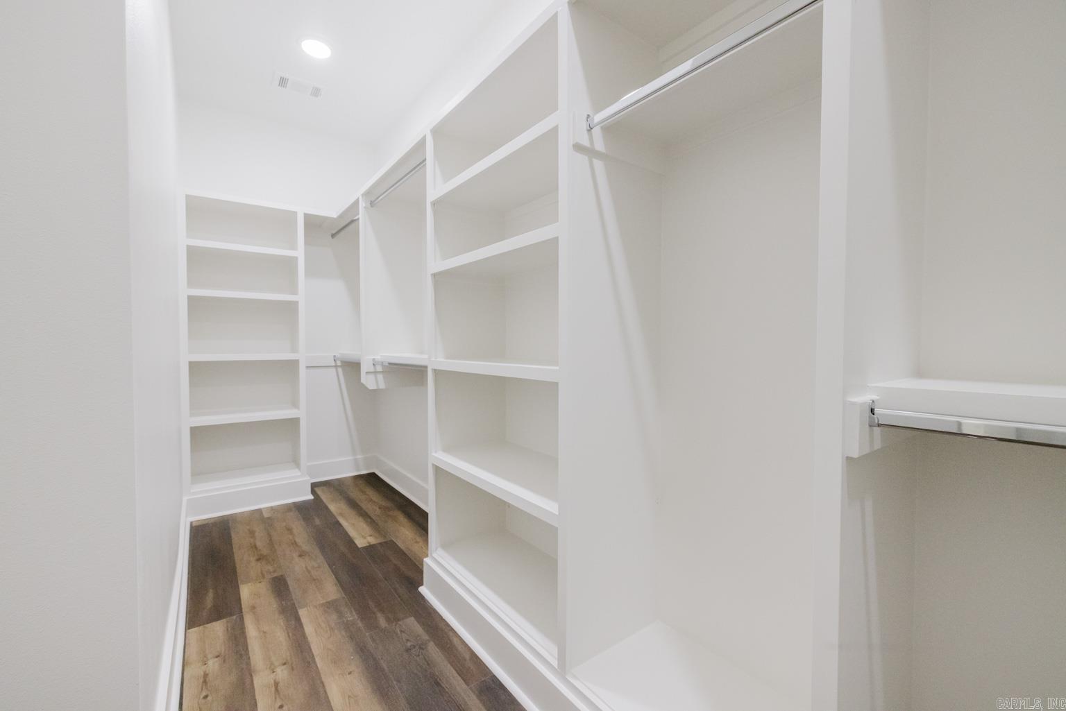 MIDTOWN BRYANT - Residential