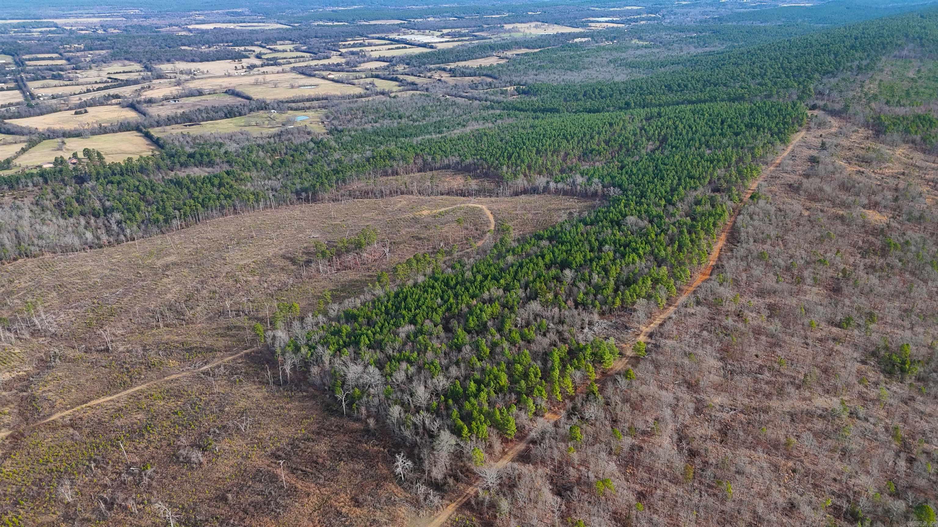 Metes & Bounds - Land