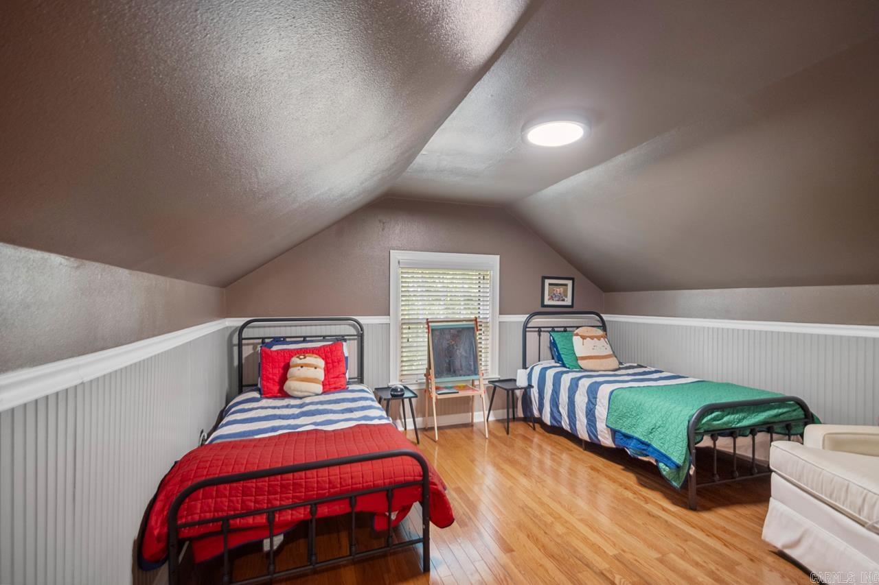 PASCHAL HEIGHTS - Residential