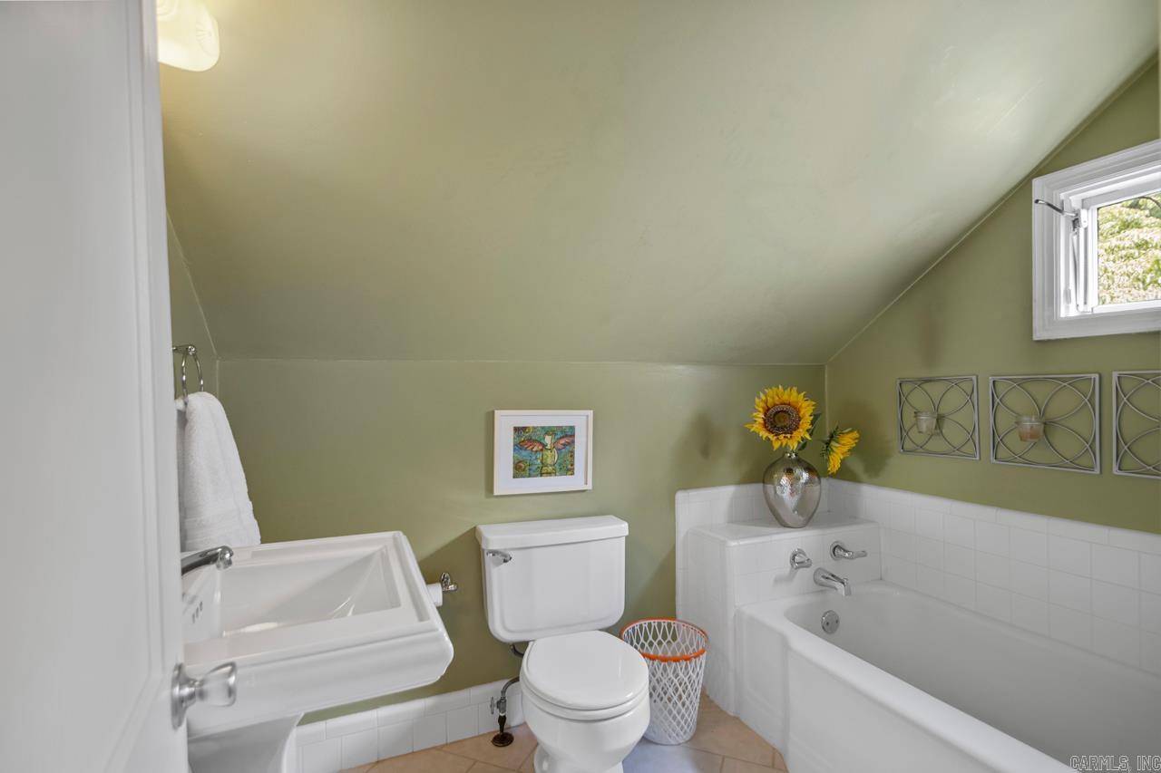 PASCHAL HEIGHTS - Residential