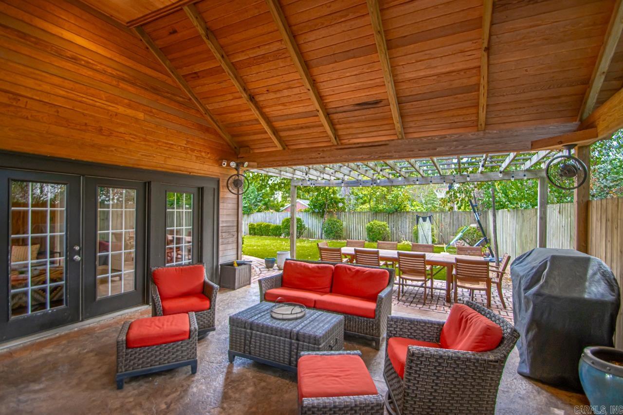 PASCHAL HEIGHTS - Residential