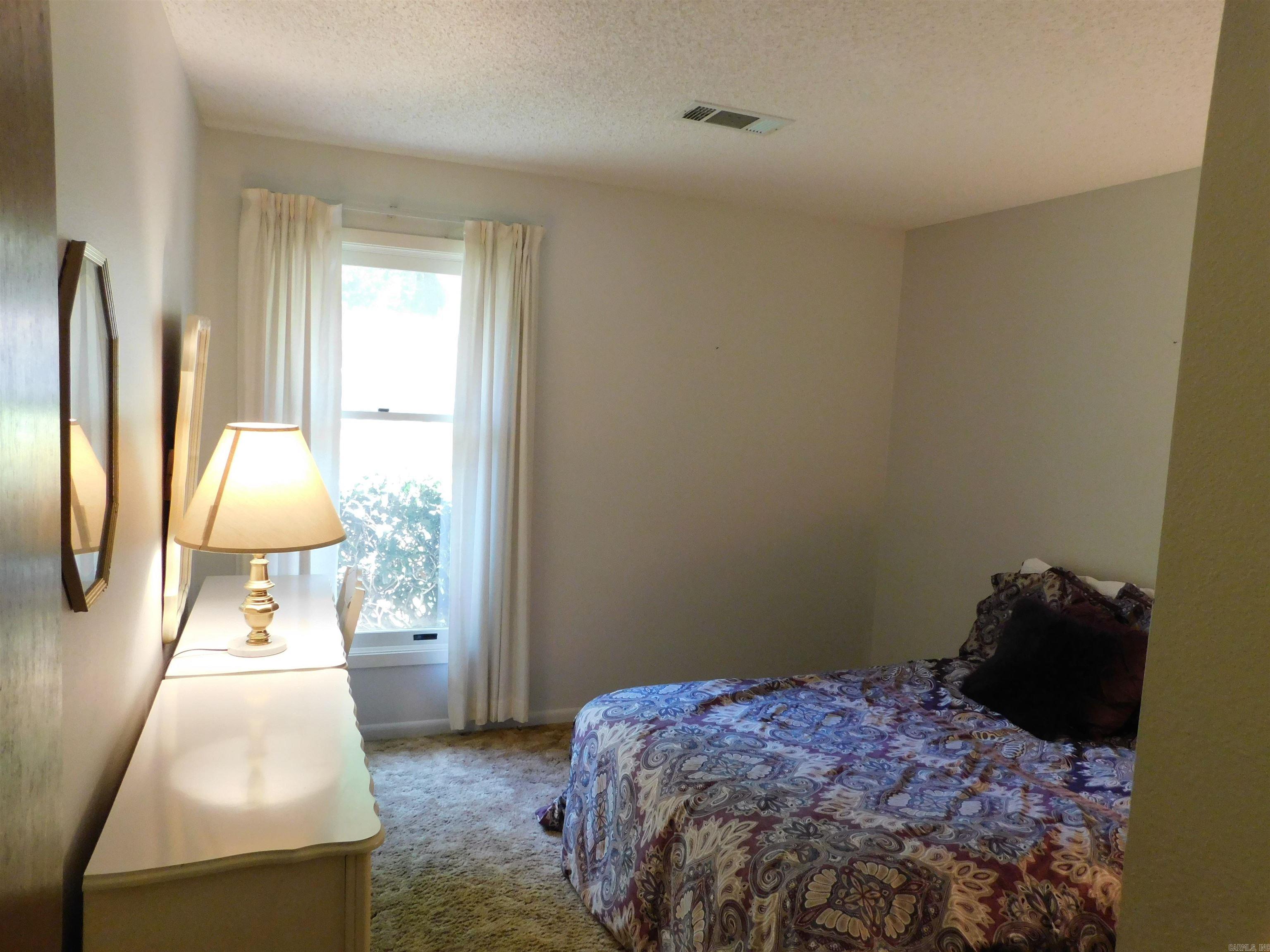 VALENCIA COURTS - Residential