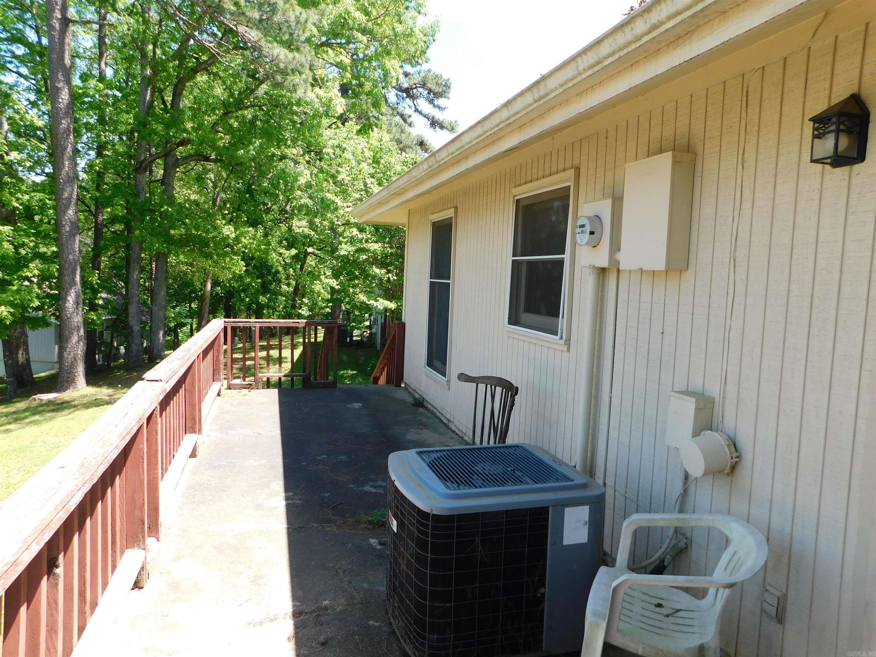 VALENCIA COURTS - Residential