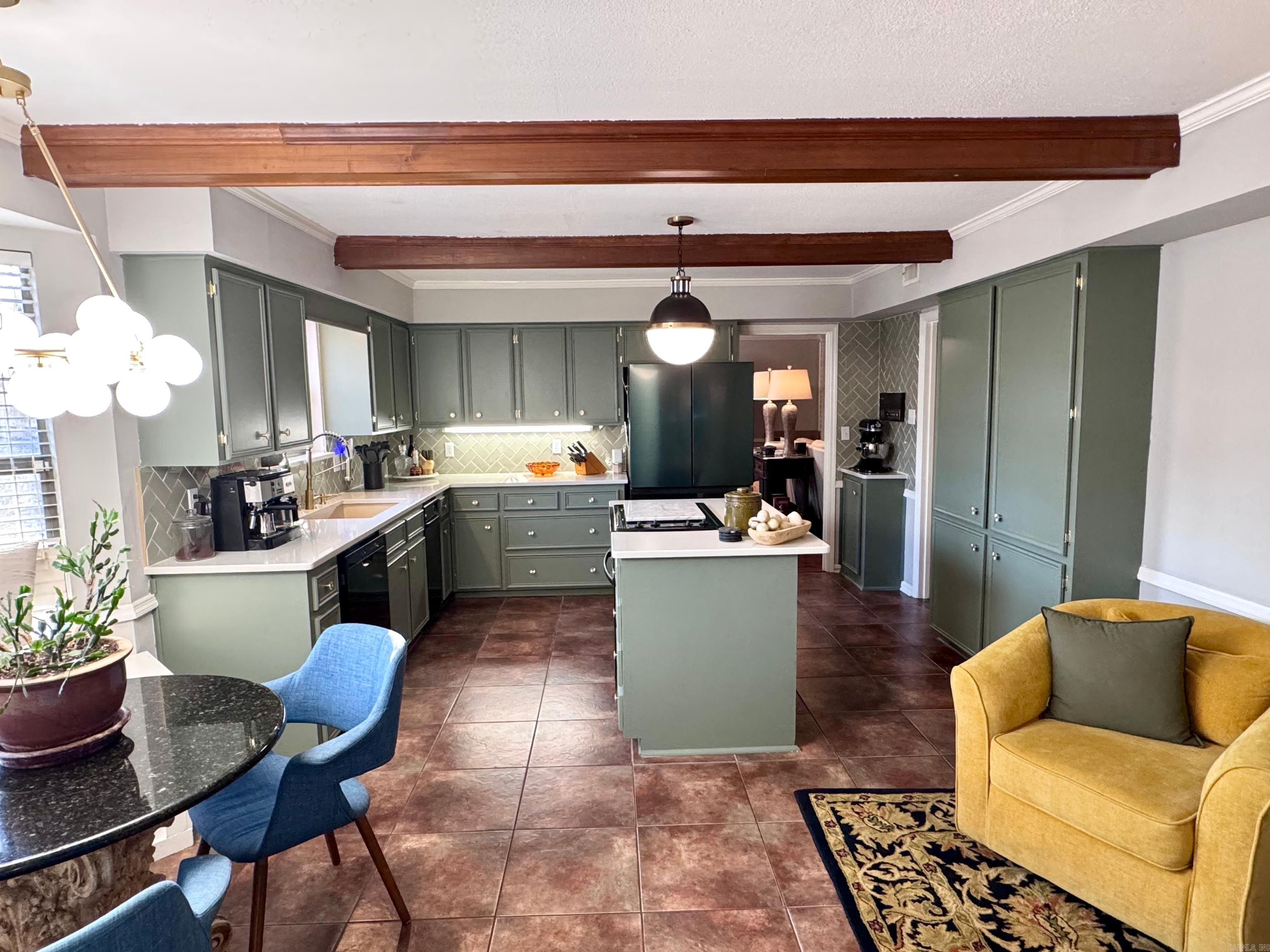 Marlowe Manor - Residential