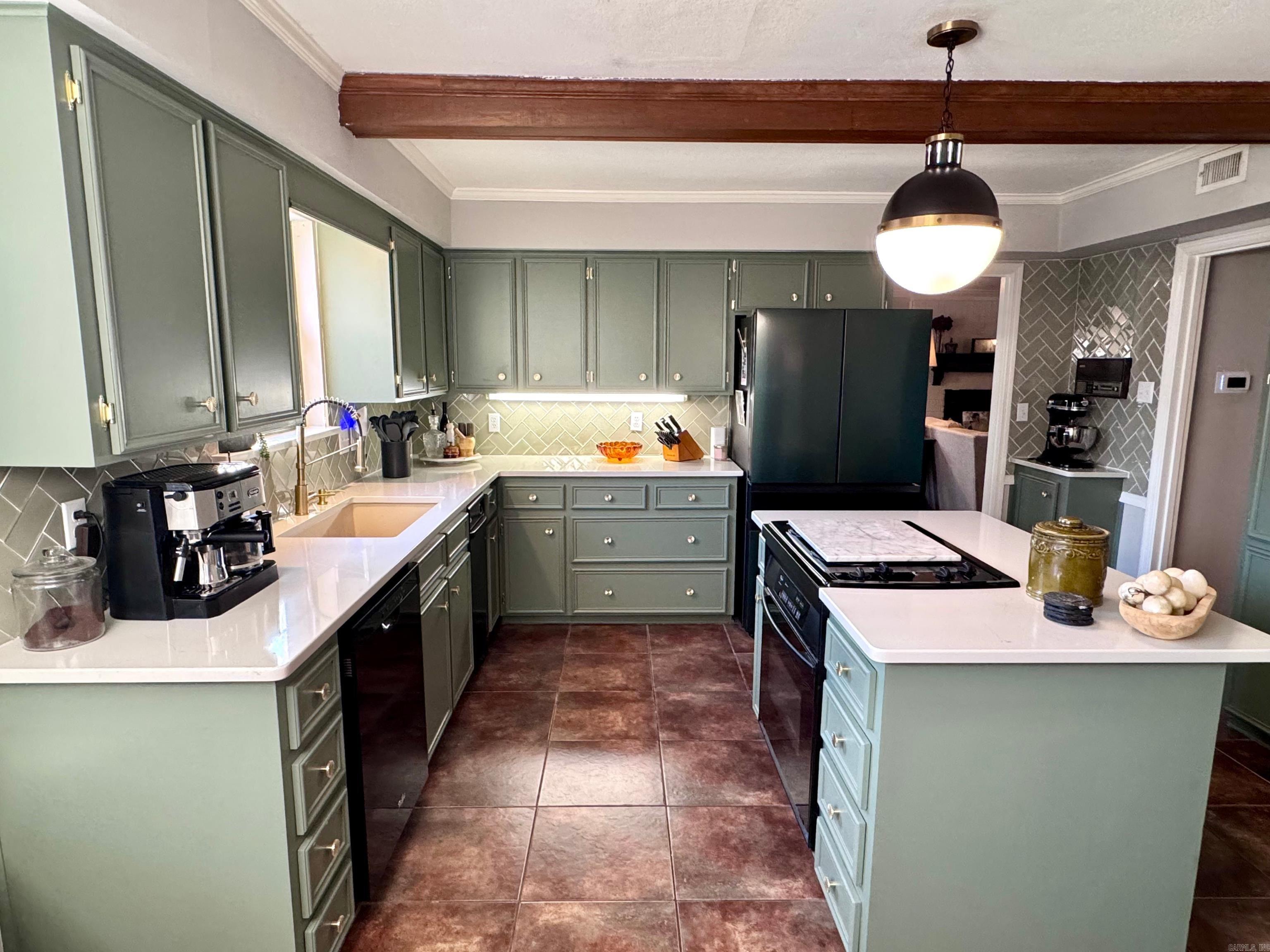 Marlowe Manor - Residential