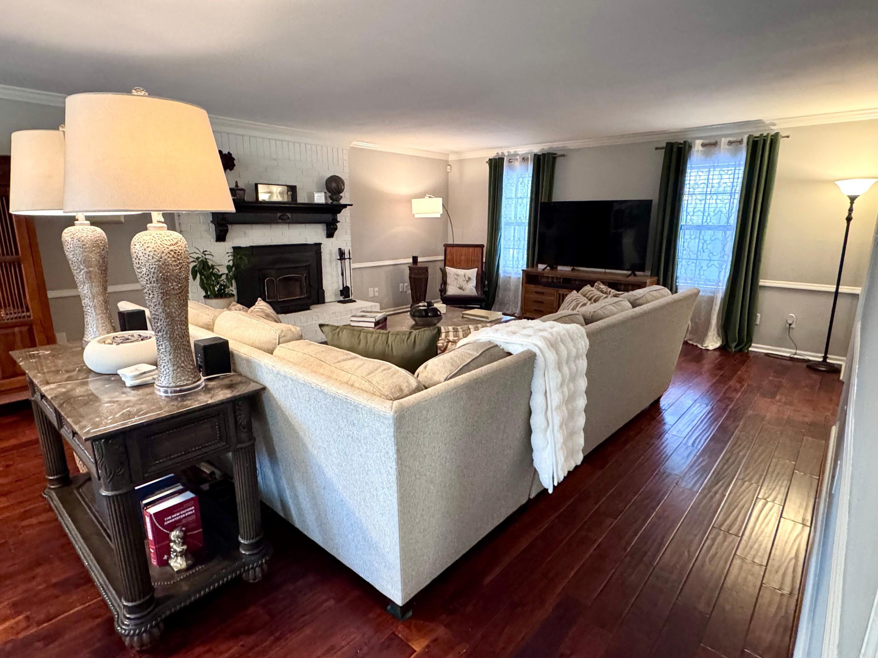 Marlowe Manor - Residential