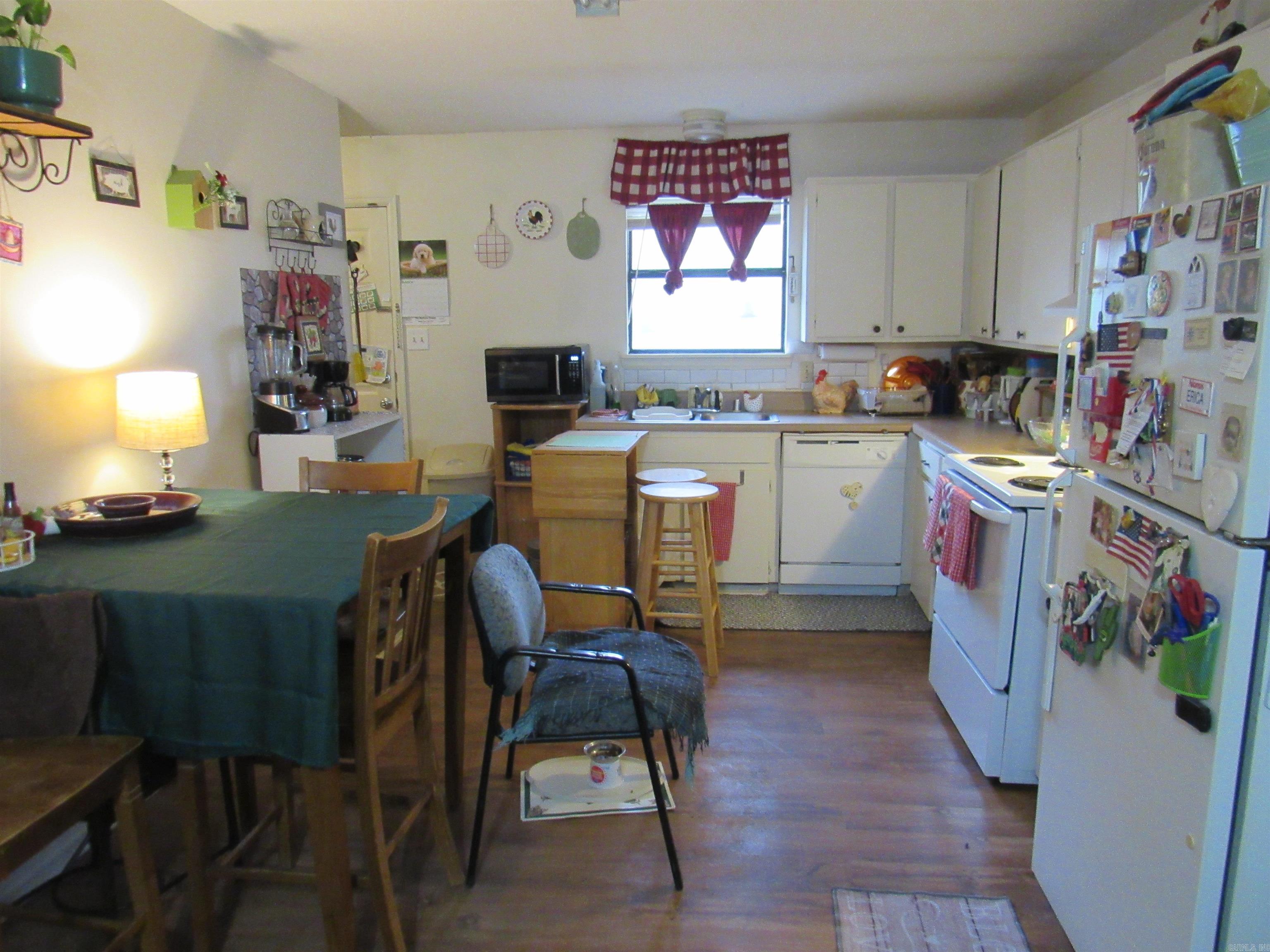 Moores Glendale - Residential Income