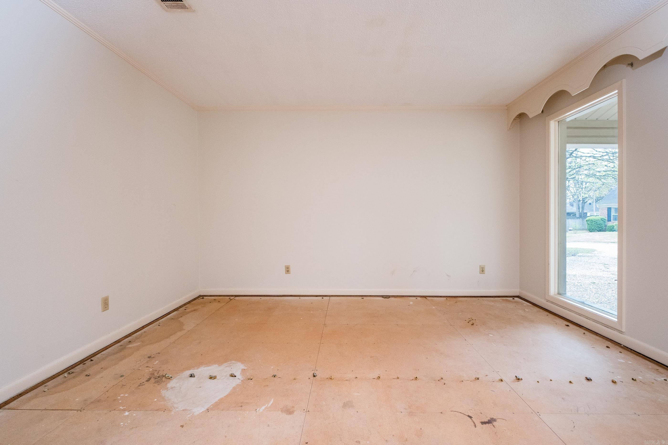 COLONY WEST - Residential