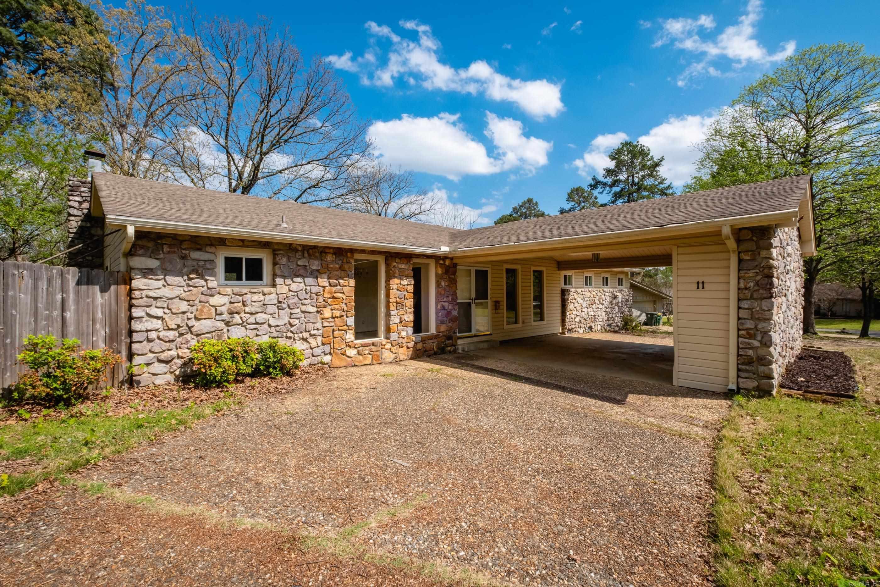 COLONY WEST - Residential