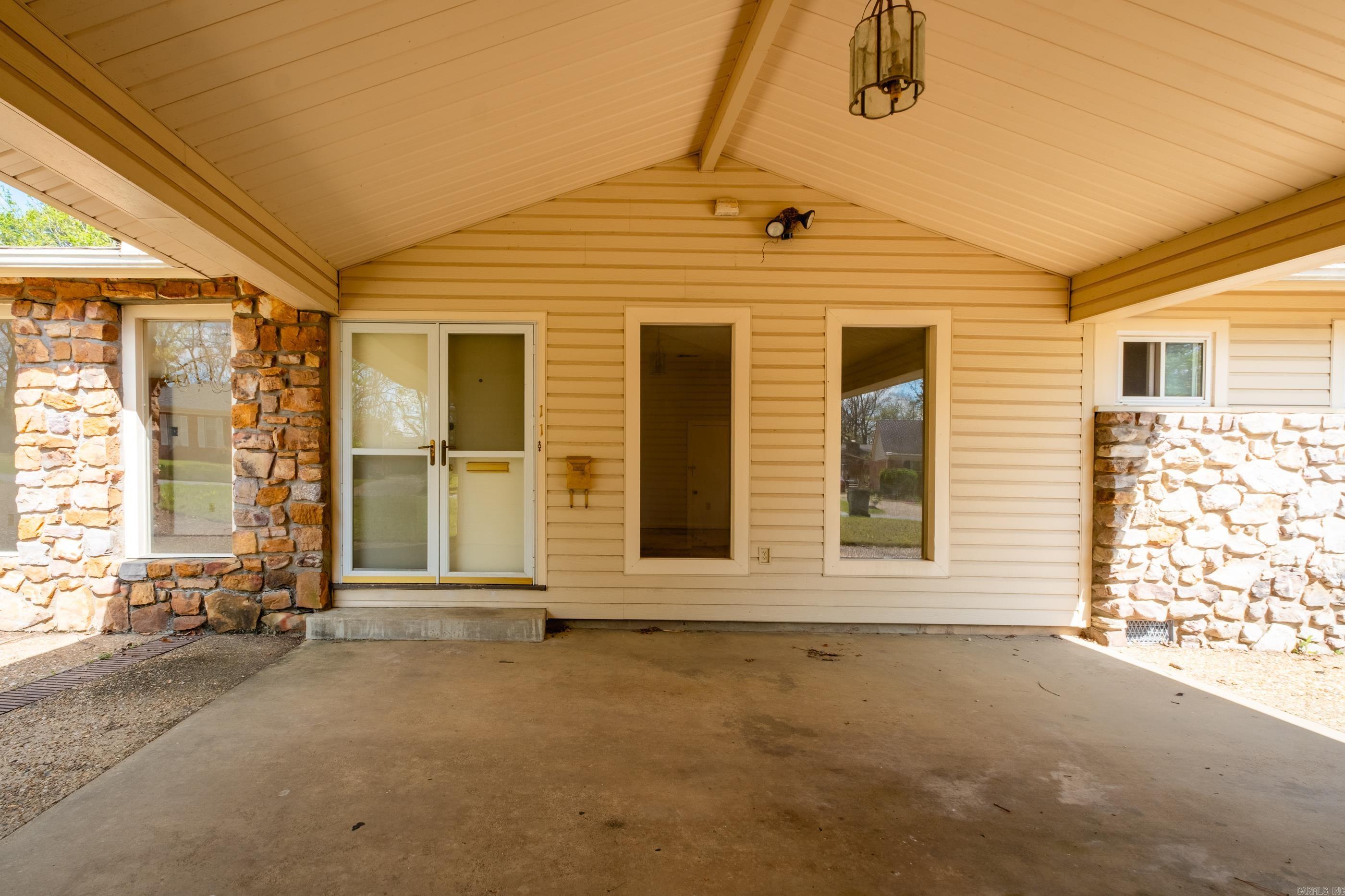 COLONY WEST - Residential