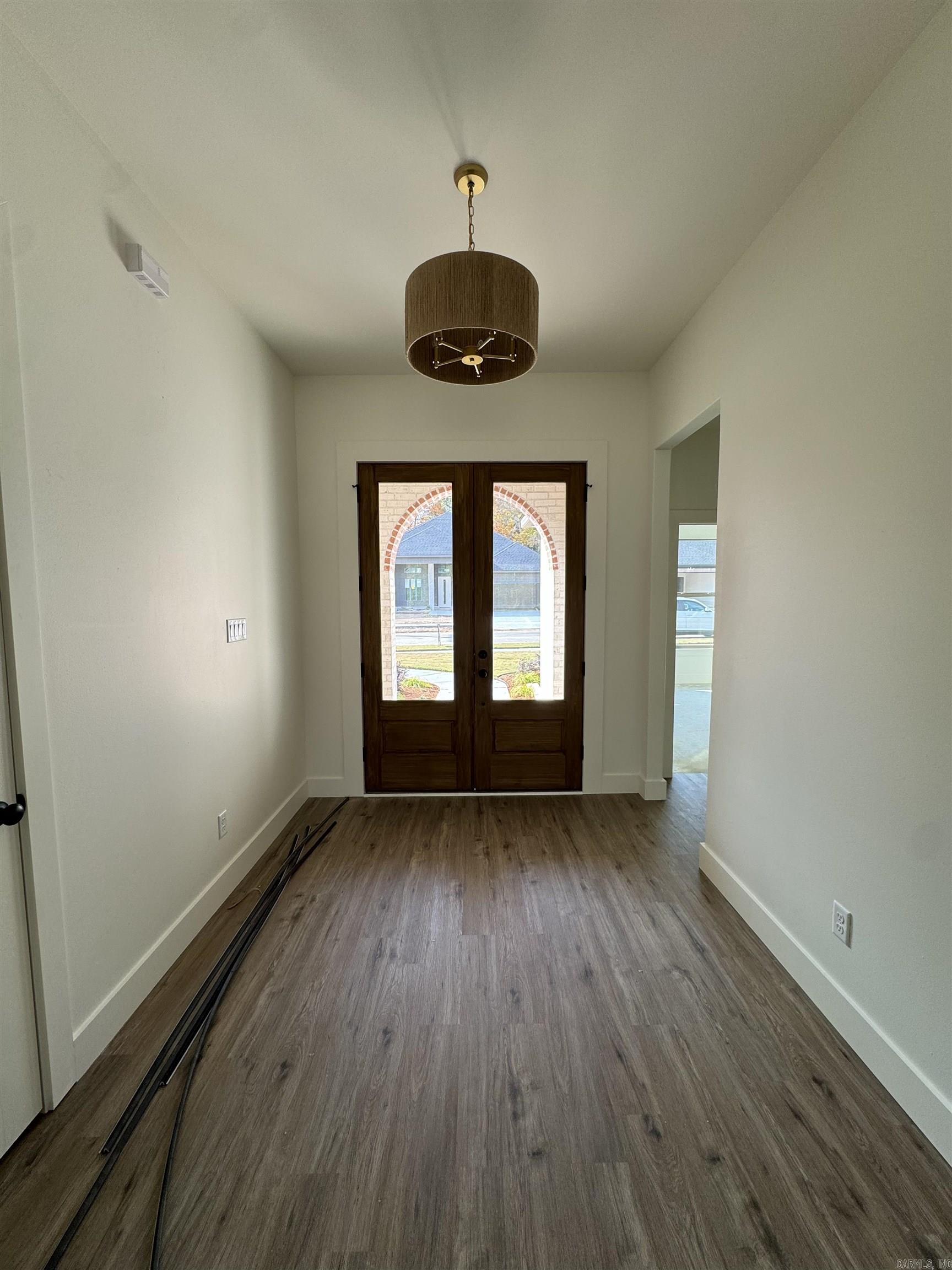 CREEKSIDE - Residential