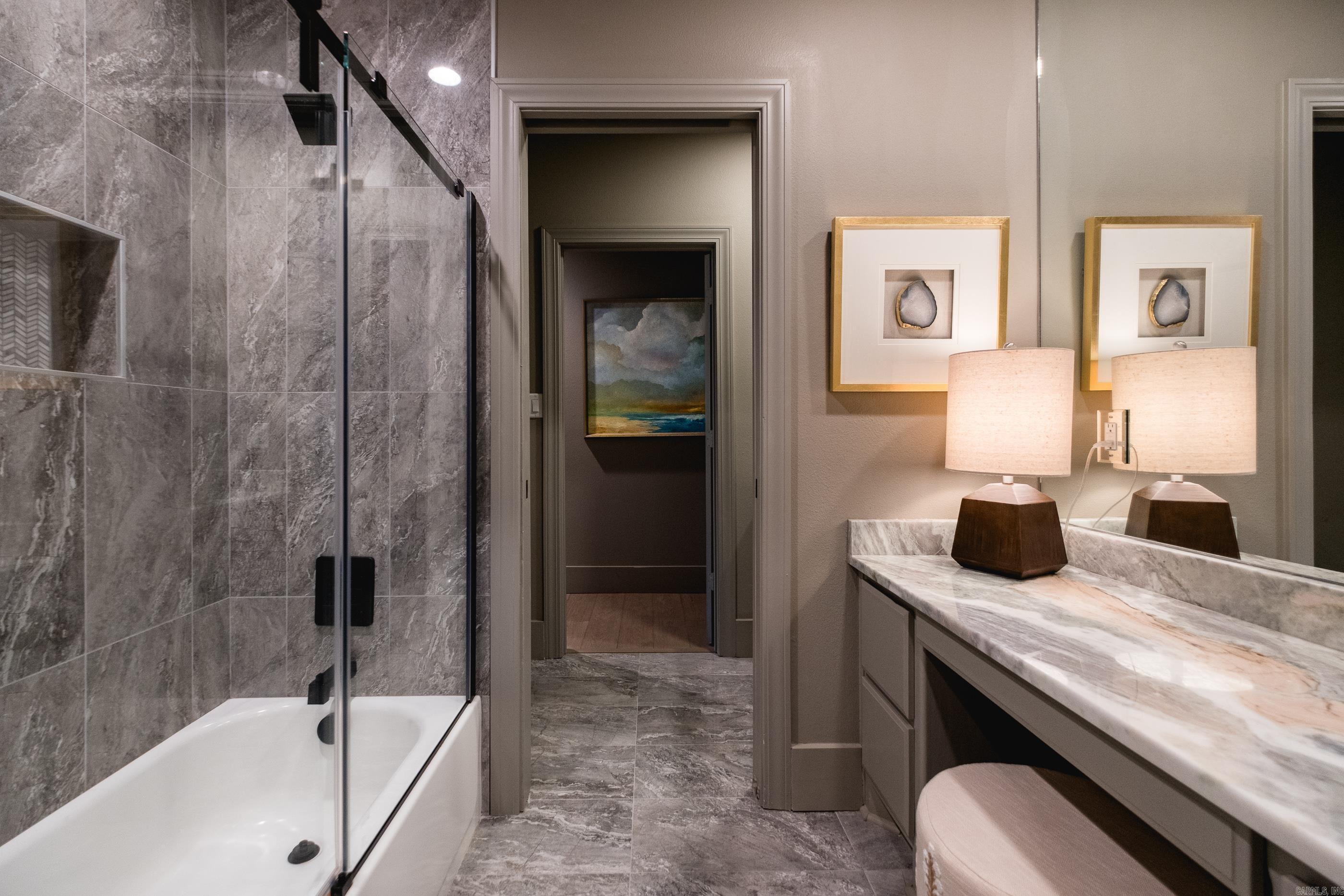 LAKE FOREST SHORES - Residential