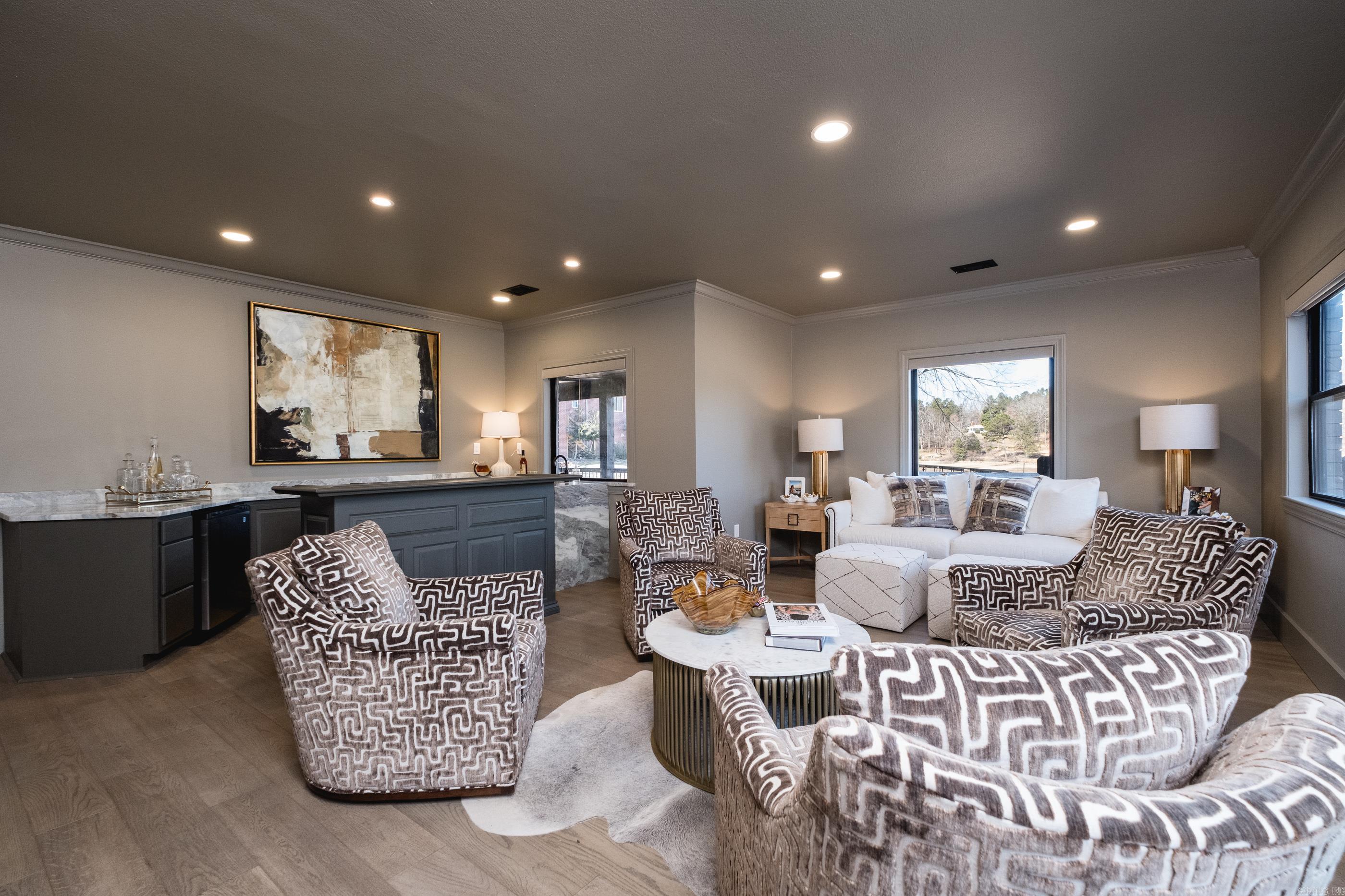 LAKE FOREST SHORES - Residential