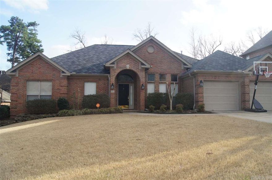 Wonderful single level Pebble Beach Estates home in the highly coveted Don Roberts Elementary school district.  Beautiful new slab granite counter tops, back splash and freshly painted cabinetry in kitchen.  All brick home features a level yard, large great room w/ gas log fireplace & surround sound, nice size separate office w/ built in desk/shelving, separate formal dining room and private master bedroom.  New Vivint alarm system, roof in 2011.  Awesome location, non-busy street! See Agent Remarks