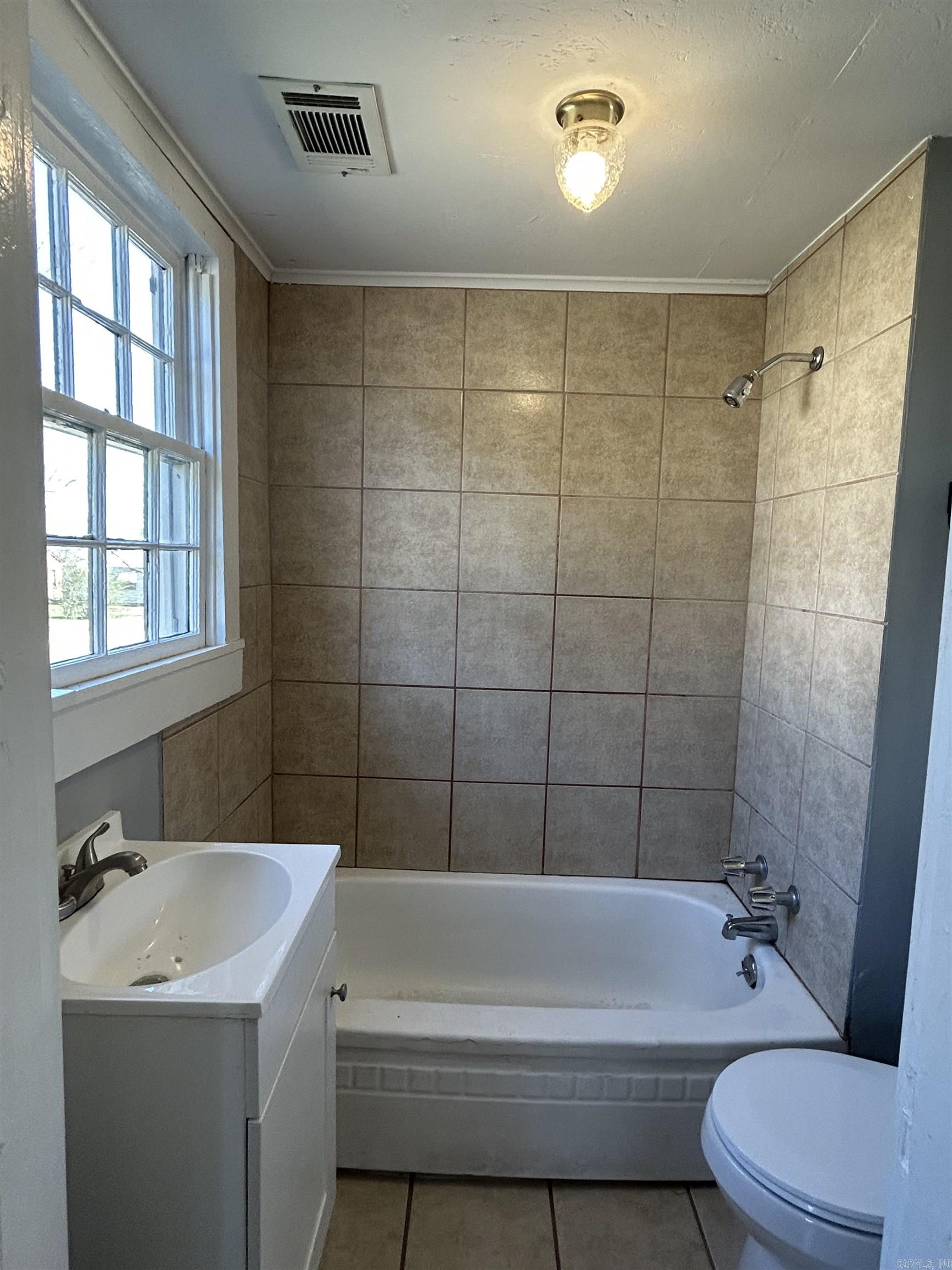 Dodges - Residential Lease