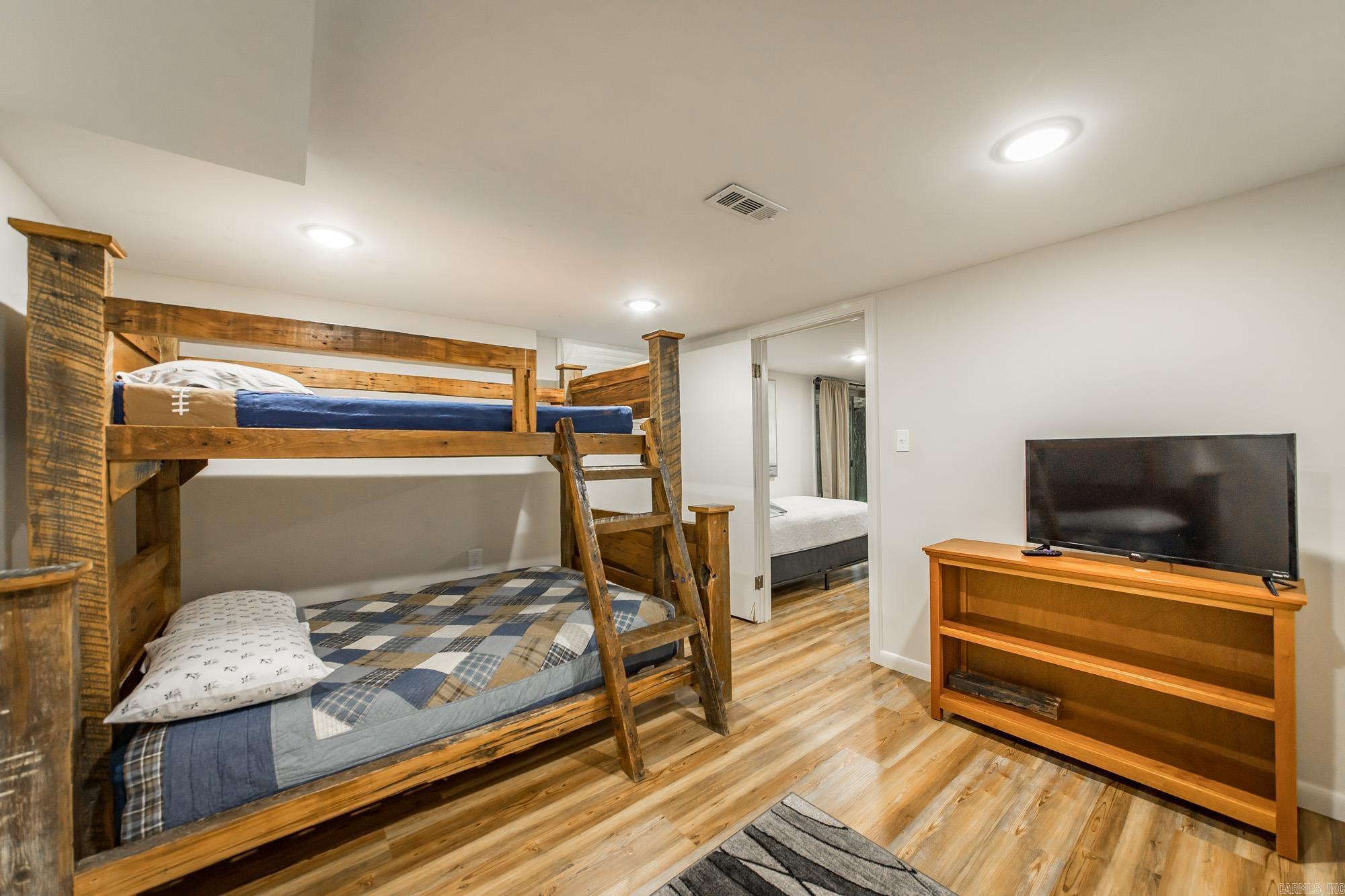 FRONTIER CANYON - LAKE - Residential