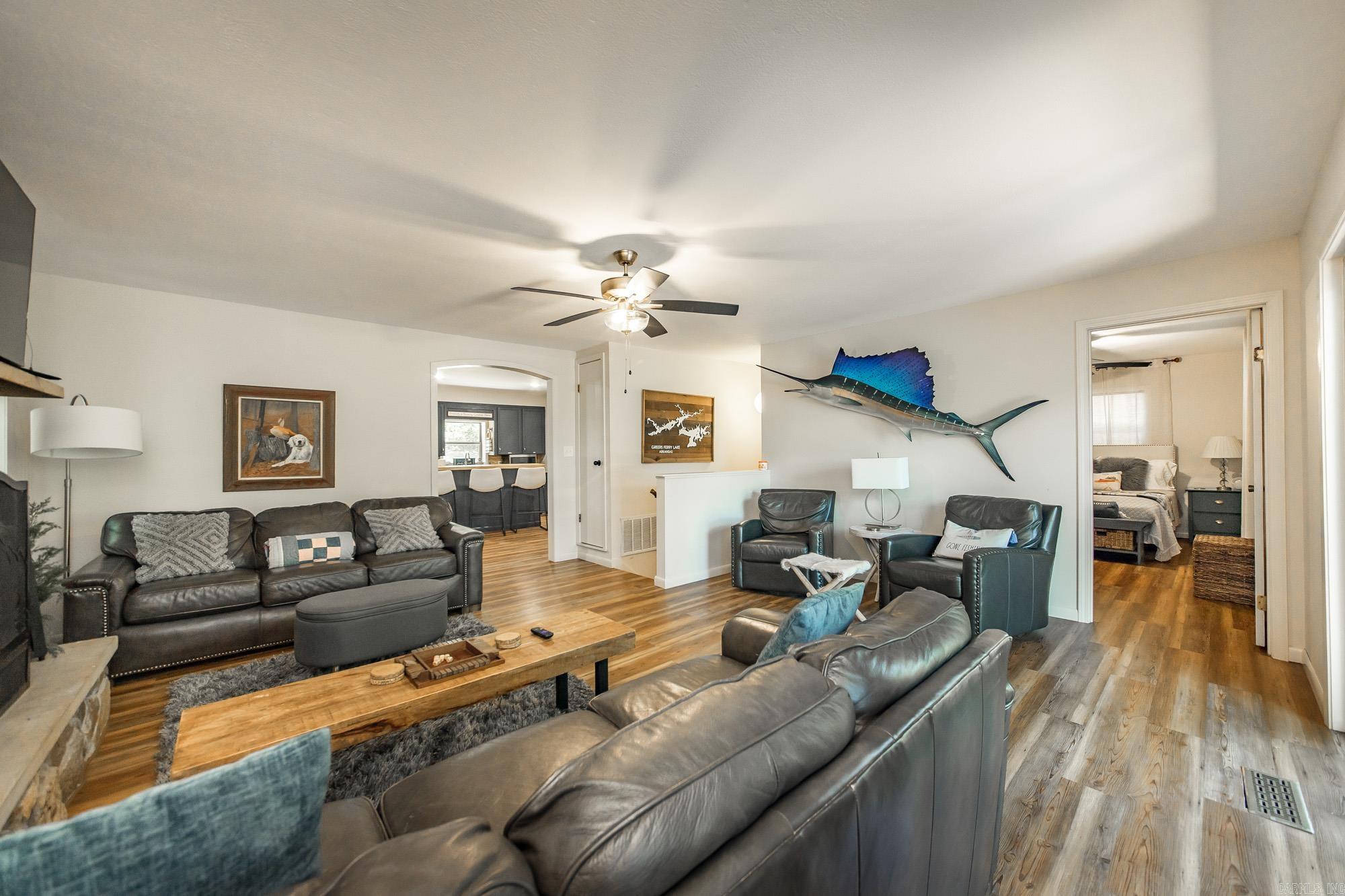 FRONTIER CANYON - LAKE - Residential