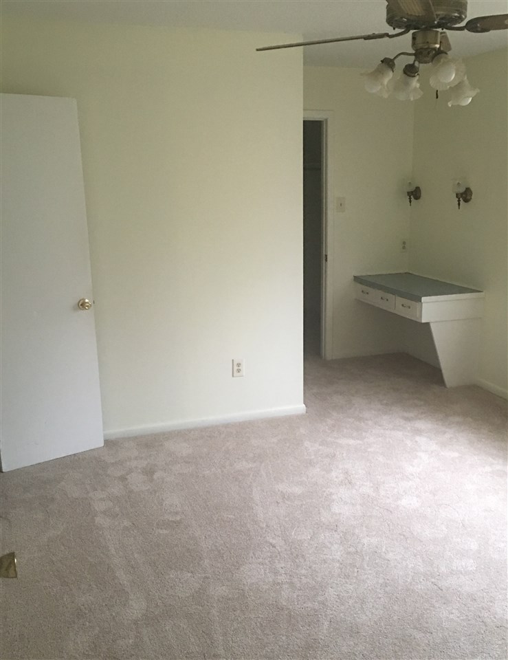 Jefferson Heights South Unit #2 - Residential Lease