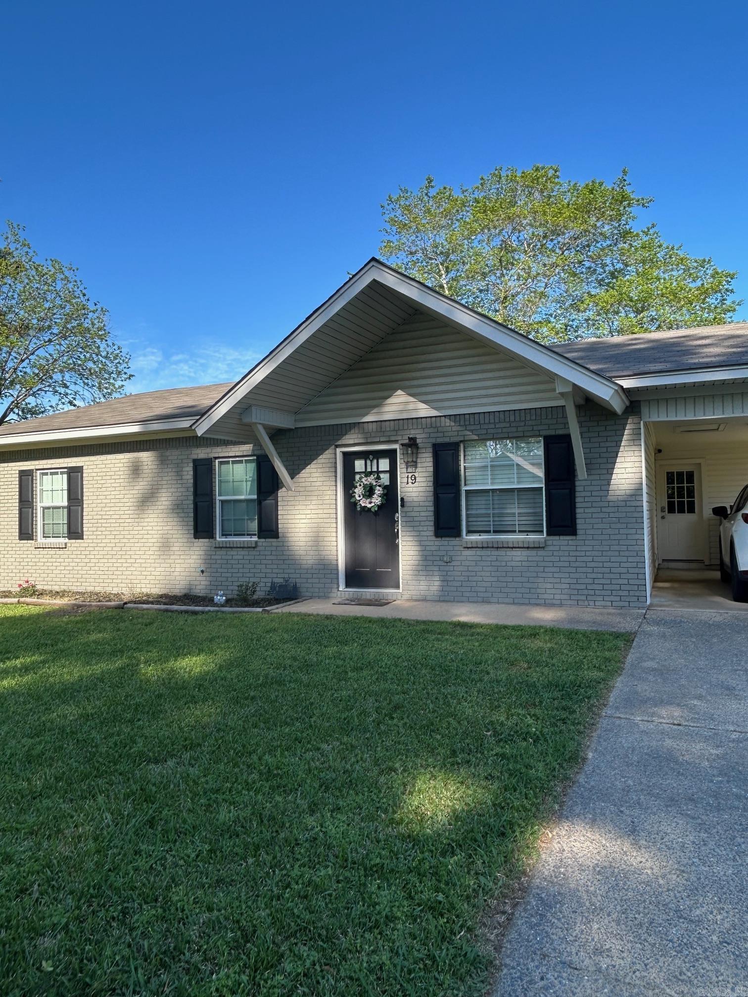 PHEASANT RUN - Residential