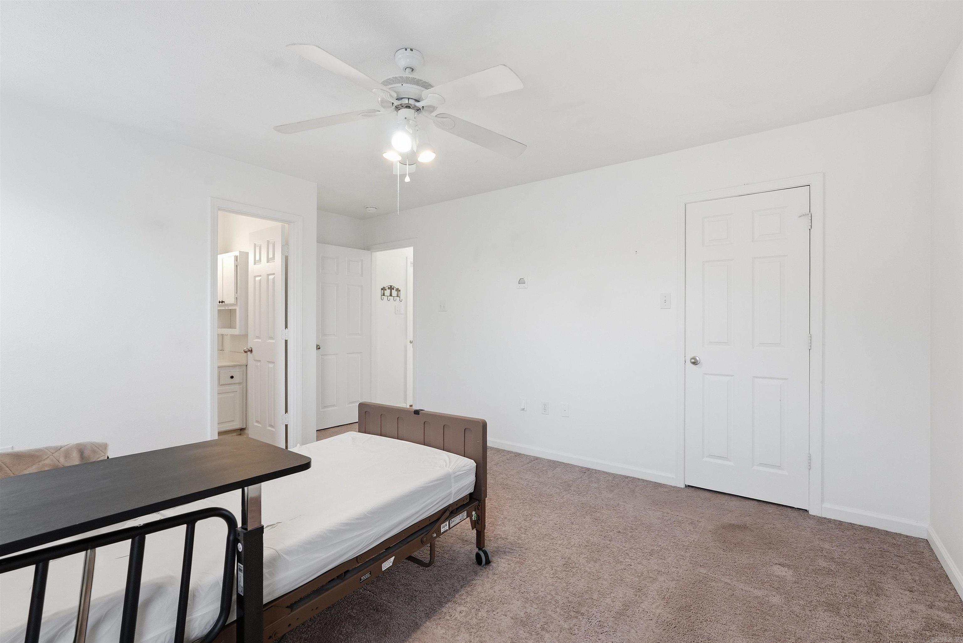 THE FALLS P.U.D. - Residential