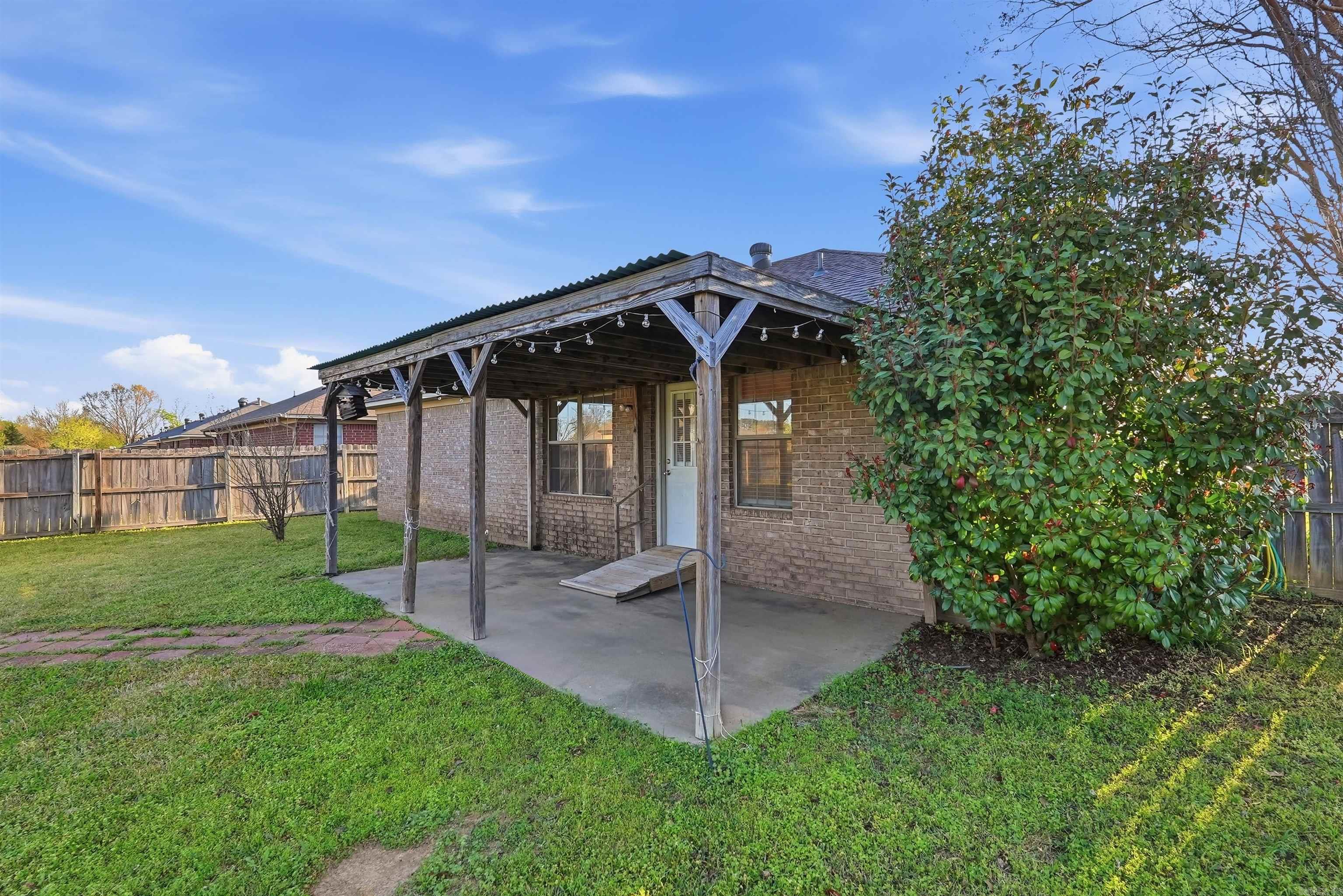 THE FALLS P.U.D. - Residential