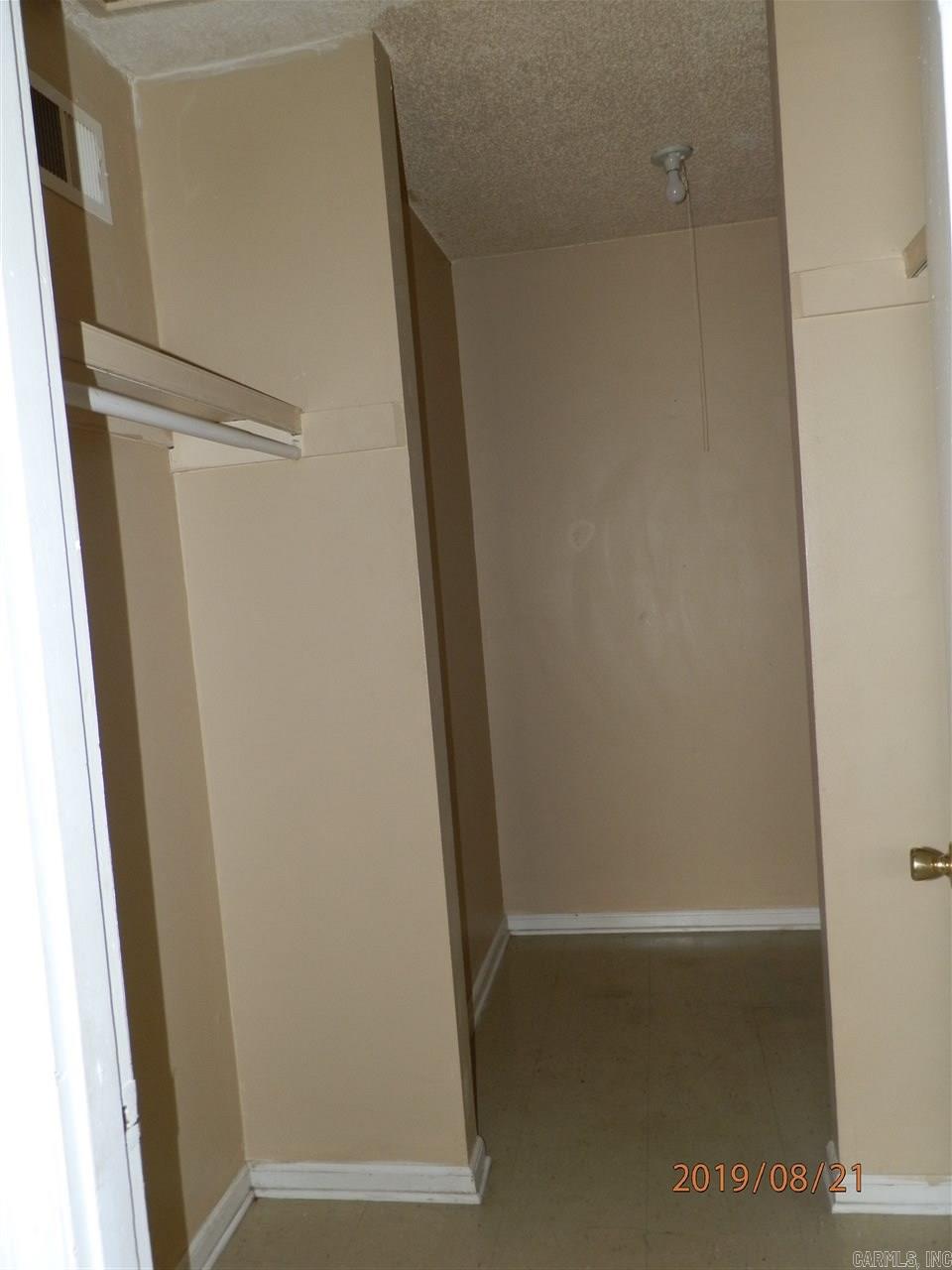 Pruetts 2nd - Residential Lease