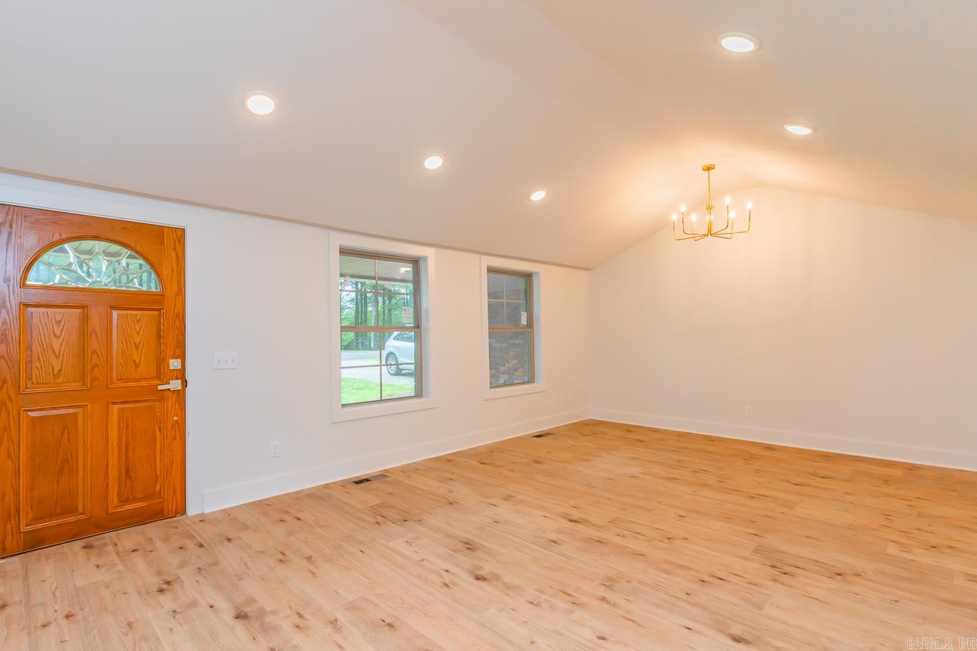 Metes & Bounds - Residential